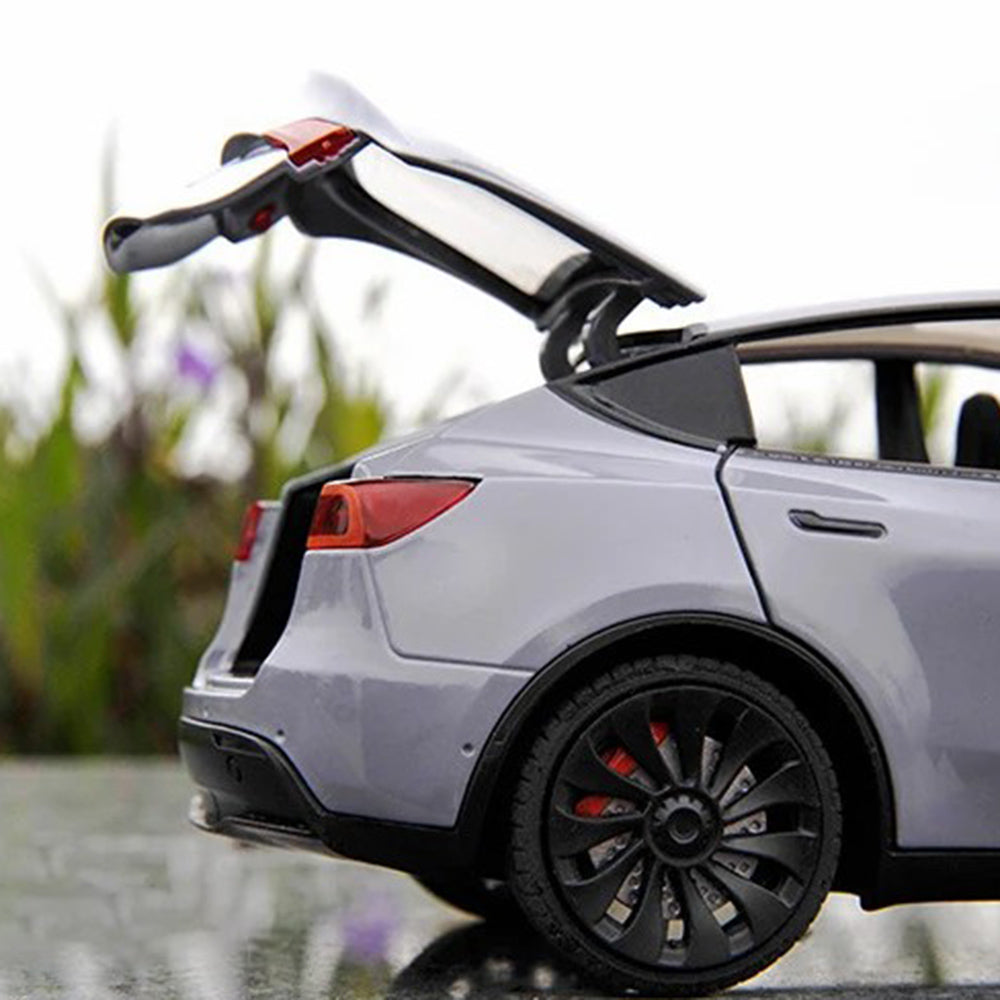 1:24 Scale Alloy Car Model Y Toy Vehicle Toy Kids Gift with Light and Music