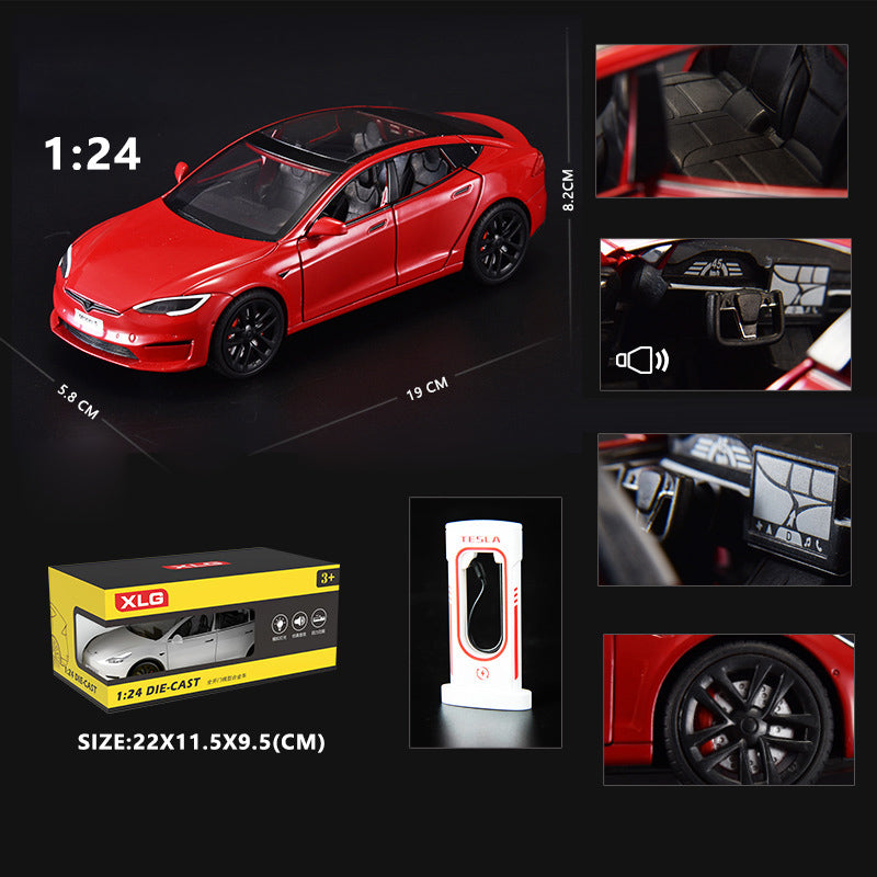 XLG 1 / 24 Model S Six-Door Alloy Car Model Toy with Lights