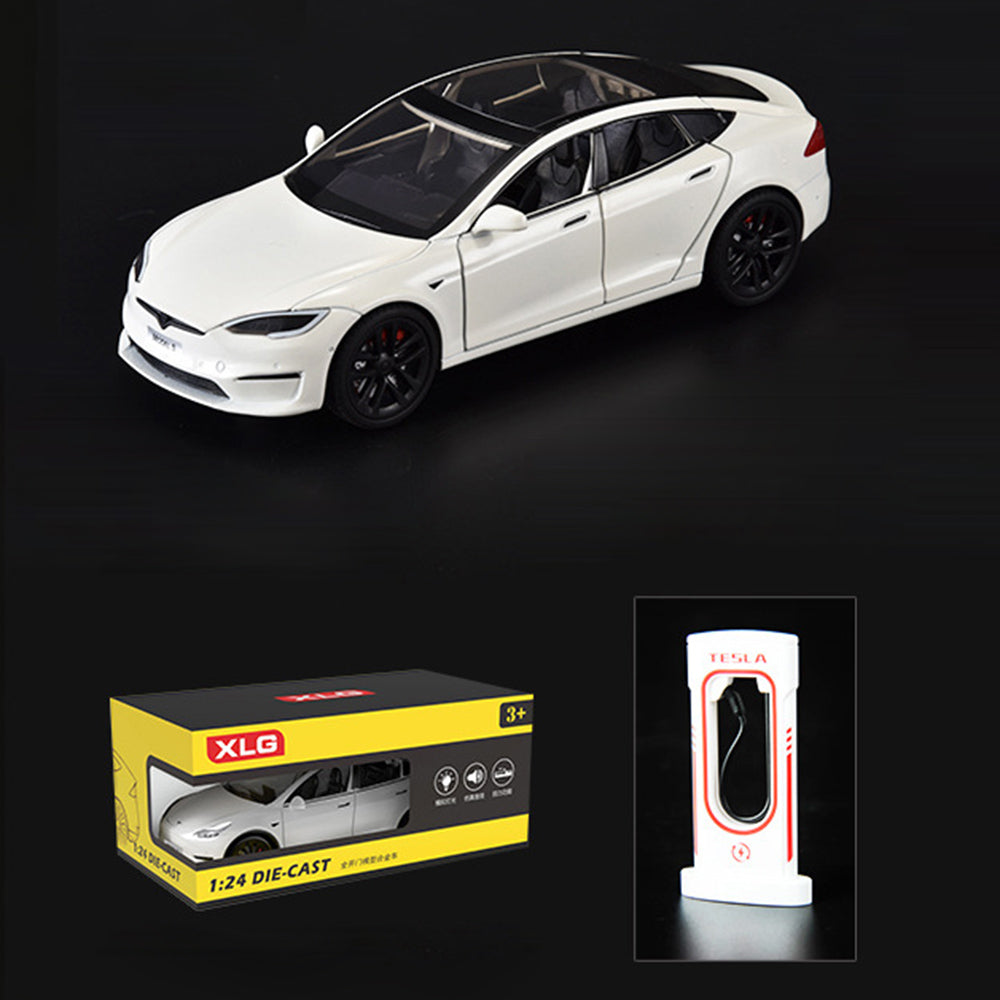 XLG 1 / 24 Model S Six-Door Alloy Car Model Toy with Lights