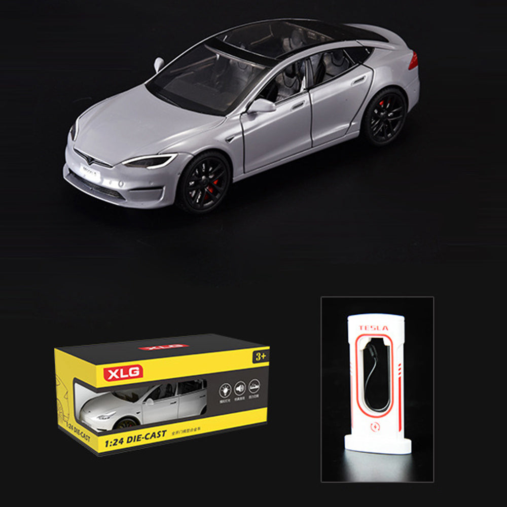 XLG 1 / 24 Model S Six-Door Alloy Car Model Toy with Lights