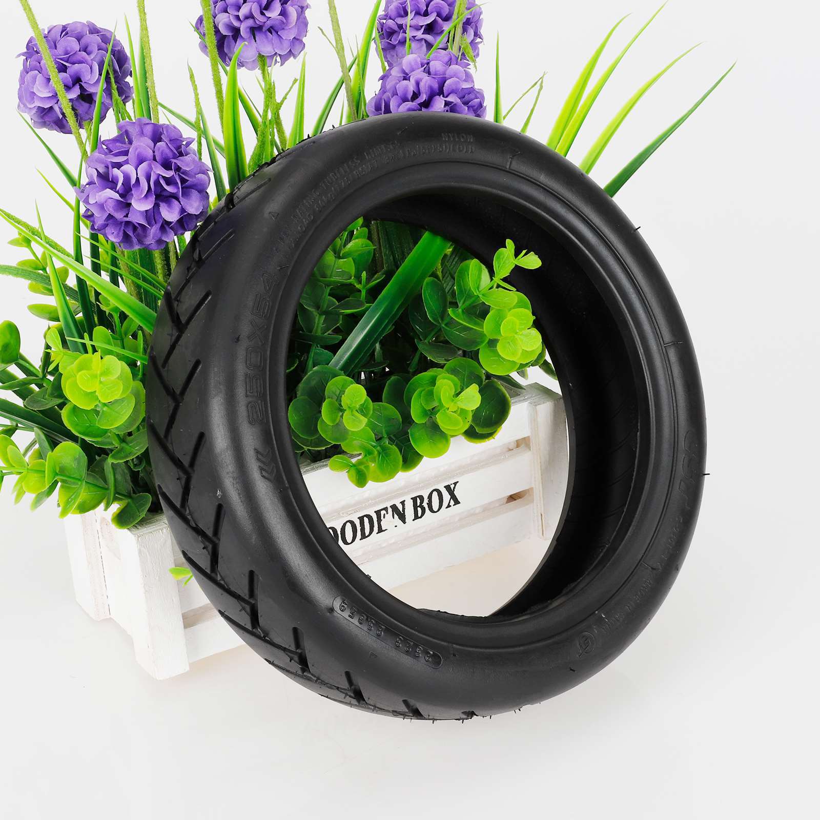 CST For Xiaomi Electric Scooter 4 / 4 Pro / 4 Lite 10-inch Rubber Tyre Vacuum Tire