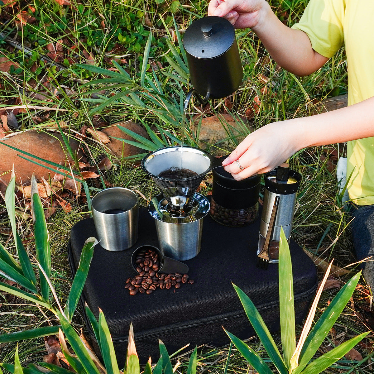 C0039 8Pcs Drip-over Coffee Machine Outdoor Camping Coffee Kettle Manual Grinder Set (BPA Free, No FDA)