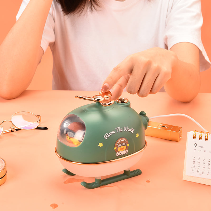 ICARER FAMILY USB Plug-in Humidifier Cute Airplane Design Skin Moisturizing Desktop Mist Diffuser