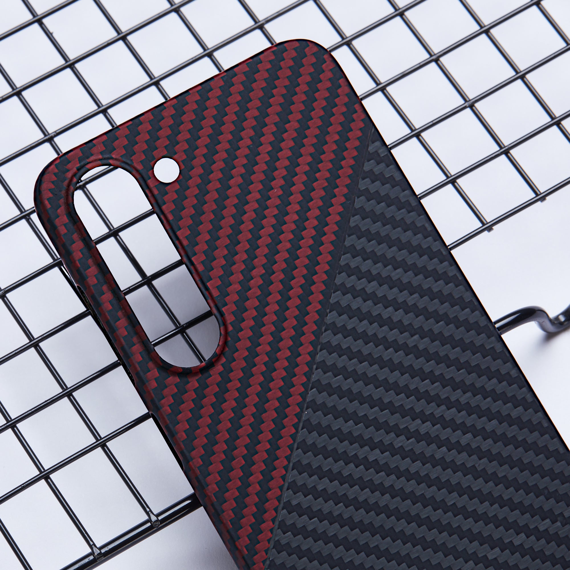 For Samsung Galaxy S23 Slim Case 1500D Texture Aramid Fiber Black / Red Phone Case