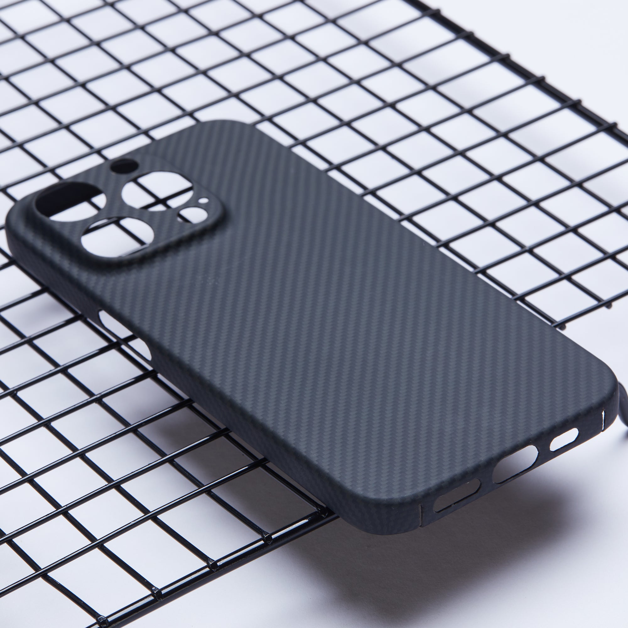 For iPhone 13 Pro Max Case 600D Fine Texture Aramid Fiber Phone Cover (Precise Lens Hole) - Black