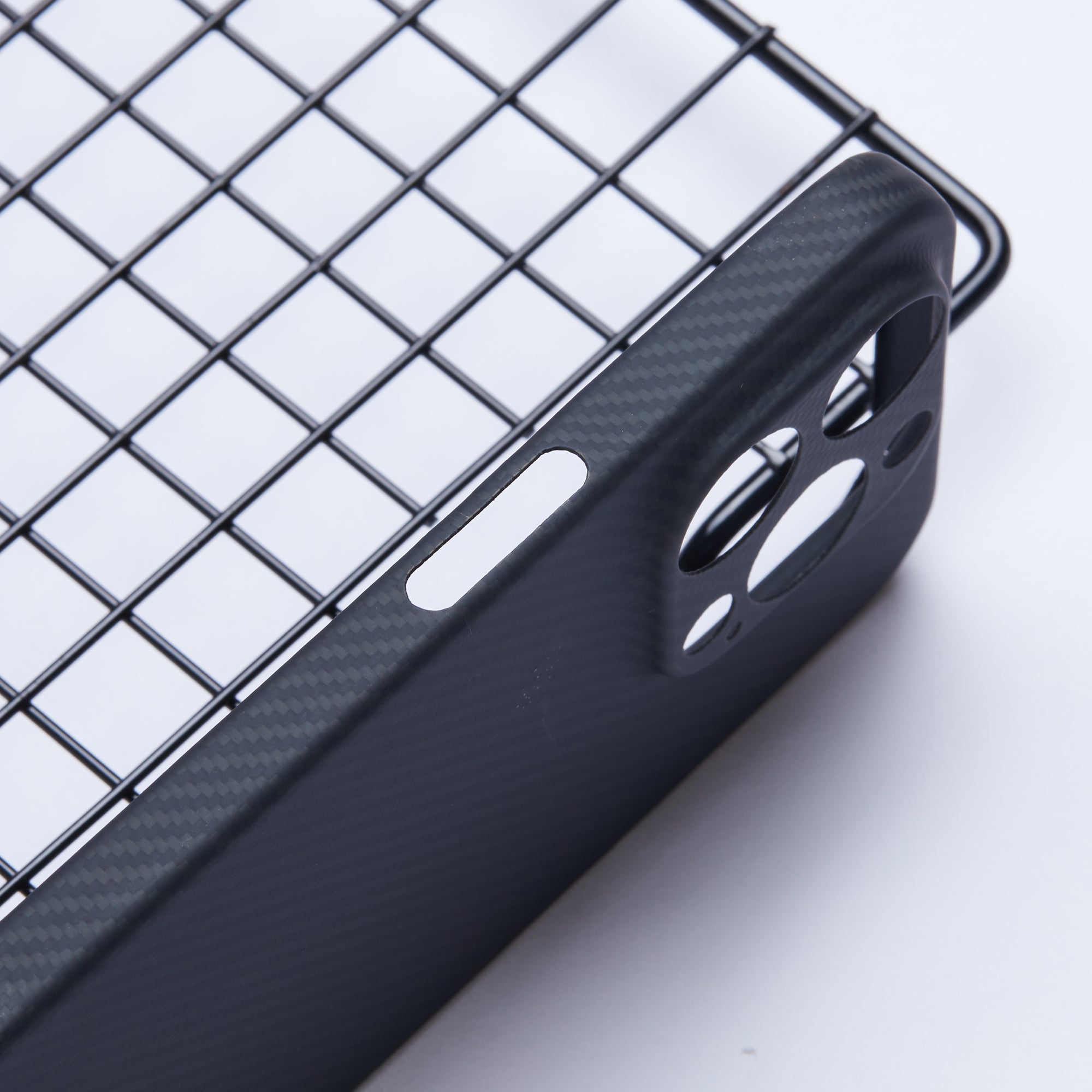 For iPhone 13 Pro Max Case 600D Fine Texture Aramid Fiber Phone Cover (Precise Lens Hole) - Black