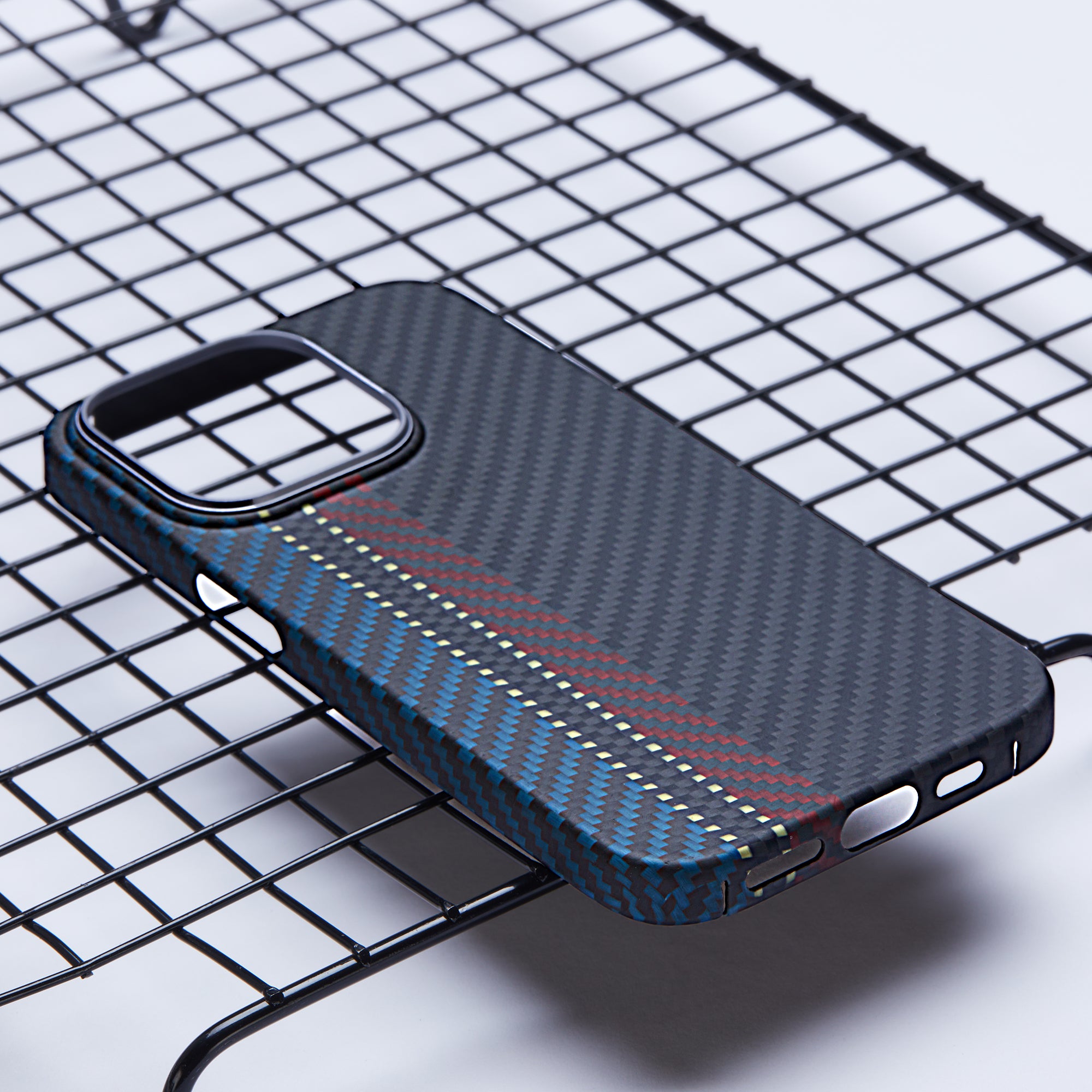 For iPhone 13 Pro Aramid Fiber Case 1500D Carbon Fiber Texture Phone Cover, Large Lens Cutout