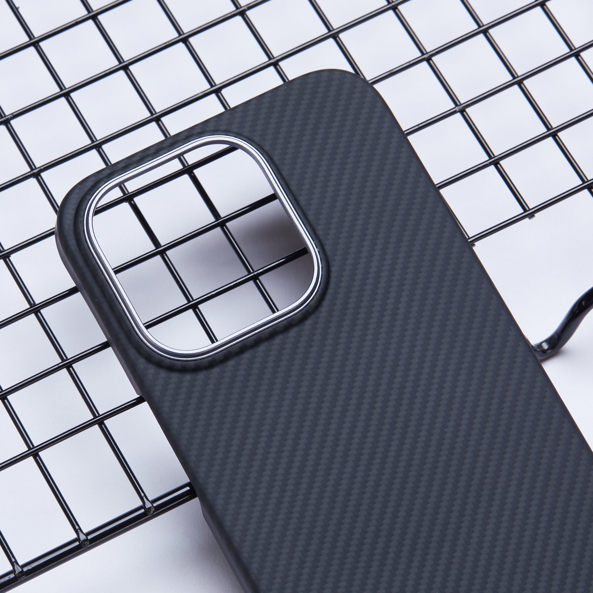 For iPhone 13 Pro Aramid Fiber Case Compatible with MagSafe 600D Fine Texture Slim Phone Cover