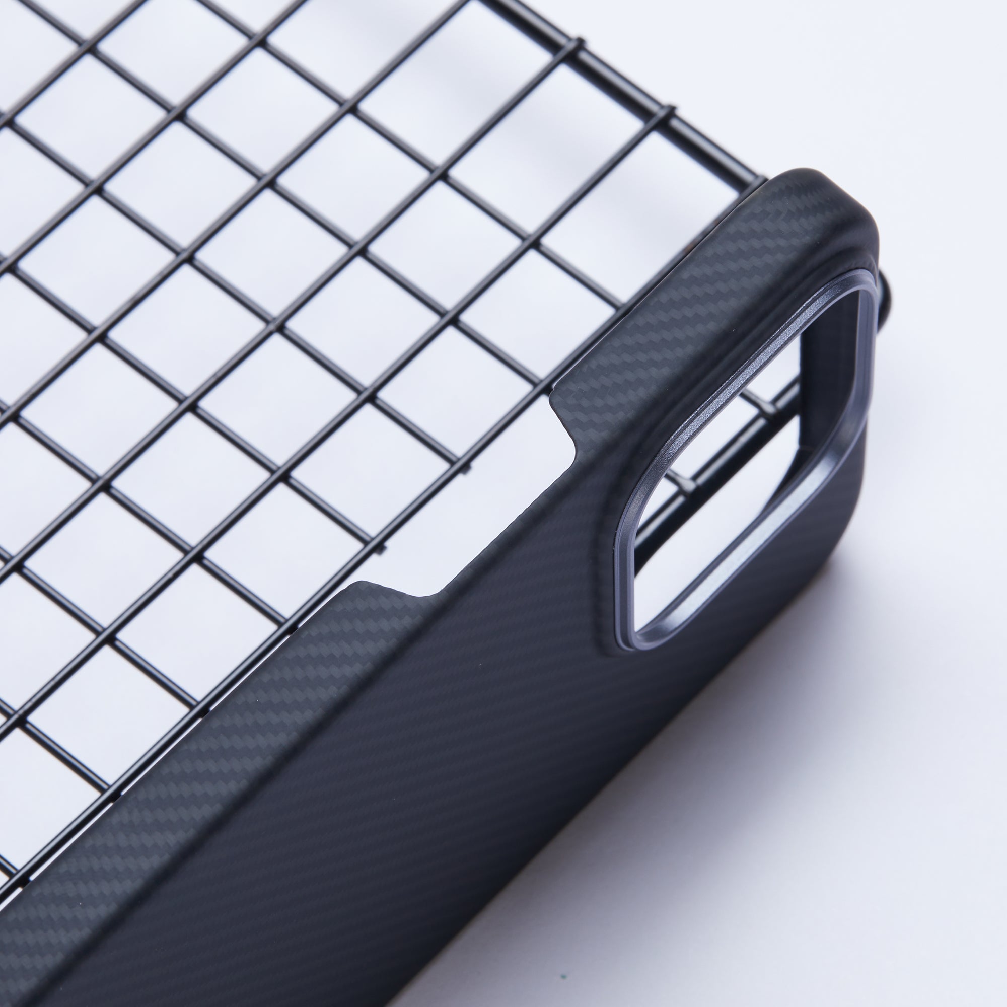 For iPhone 13 Pro Aramid Fiber Case Compatible with MagSafe 600D Fine Texture Slim Phone Cover