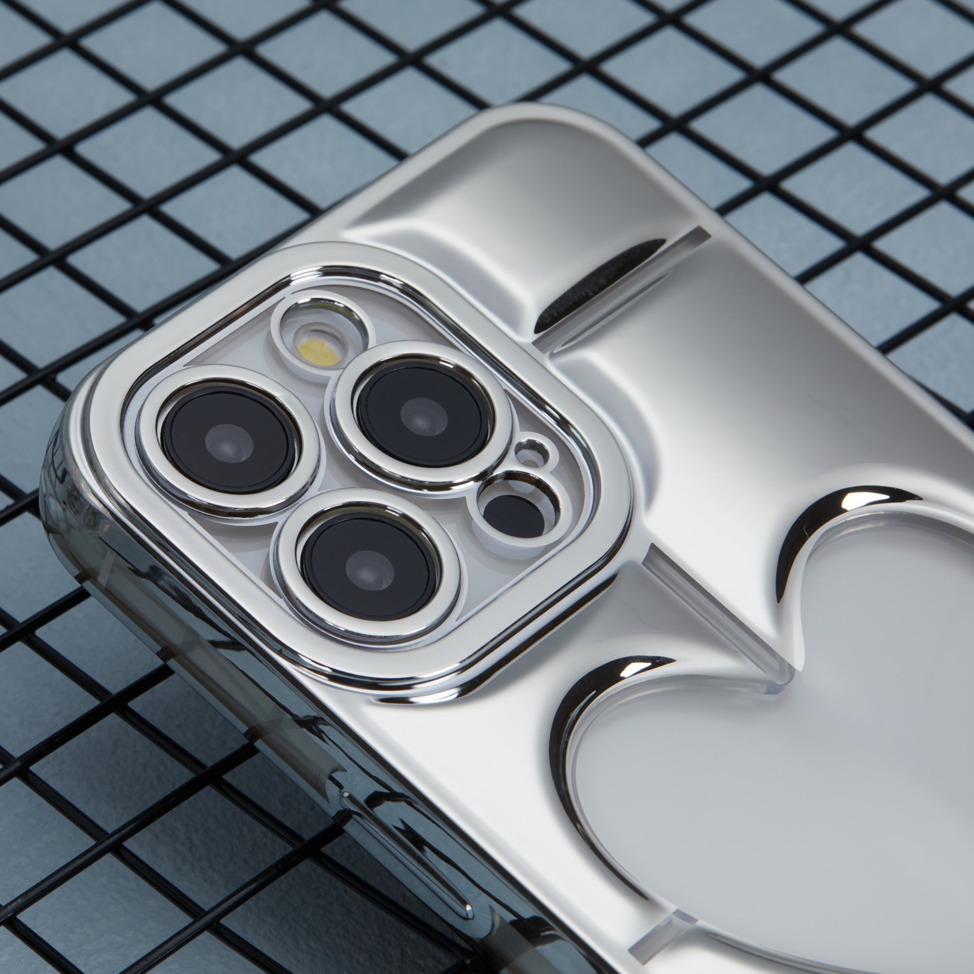 MNS Series for iPhone 13 Pro TPU Case 3D Heart Shape Electroplating Phone Cover - Silver