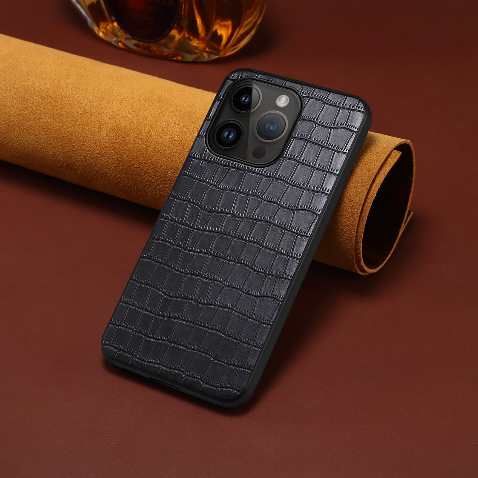 For iPhone 14 Pro Cell Phone Cases Leather+PC+TPU Bump Proof Cover with Crocodile Texture