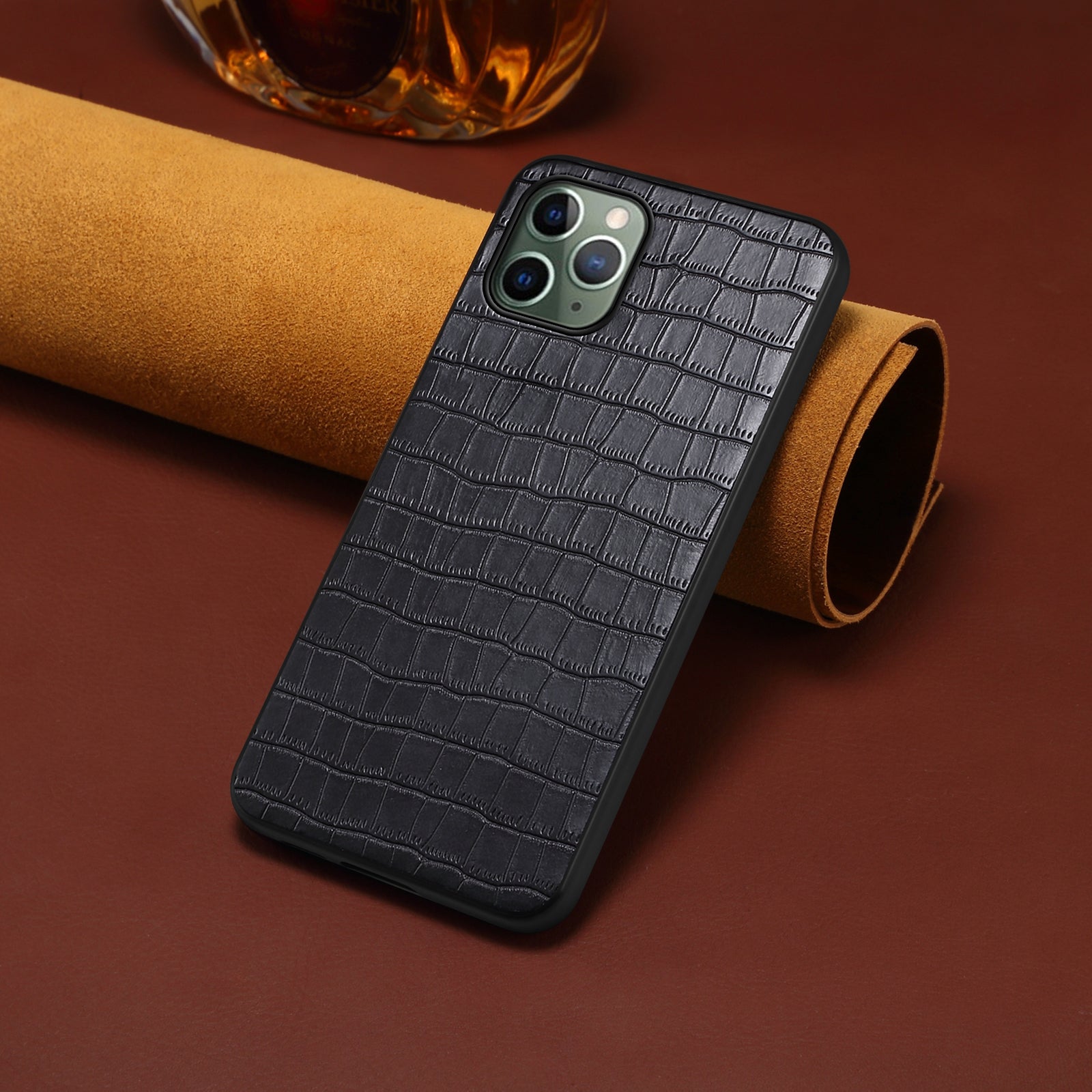For iPhone 11 Pro Shockproof Case PU+PC+TPU Crocodile Textured Phone Back Protector