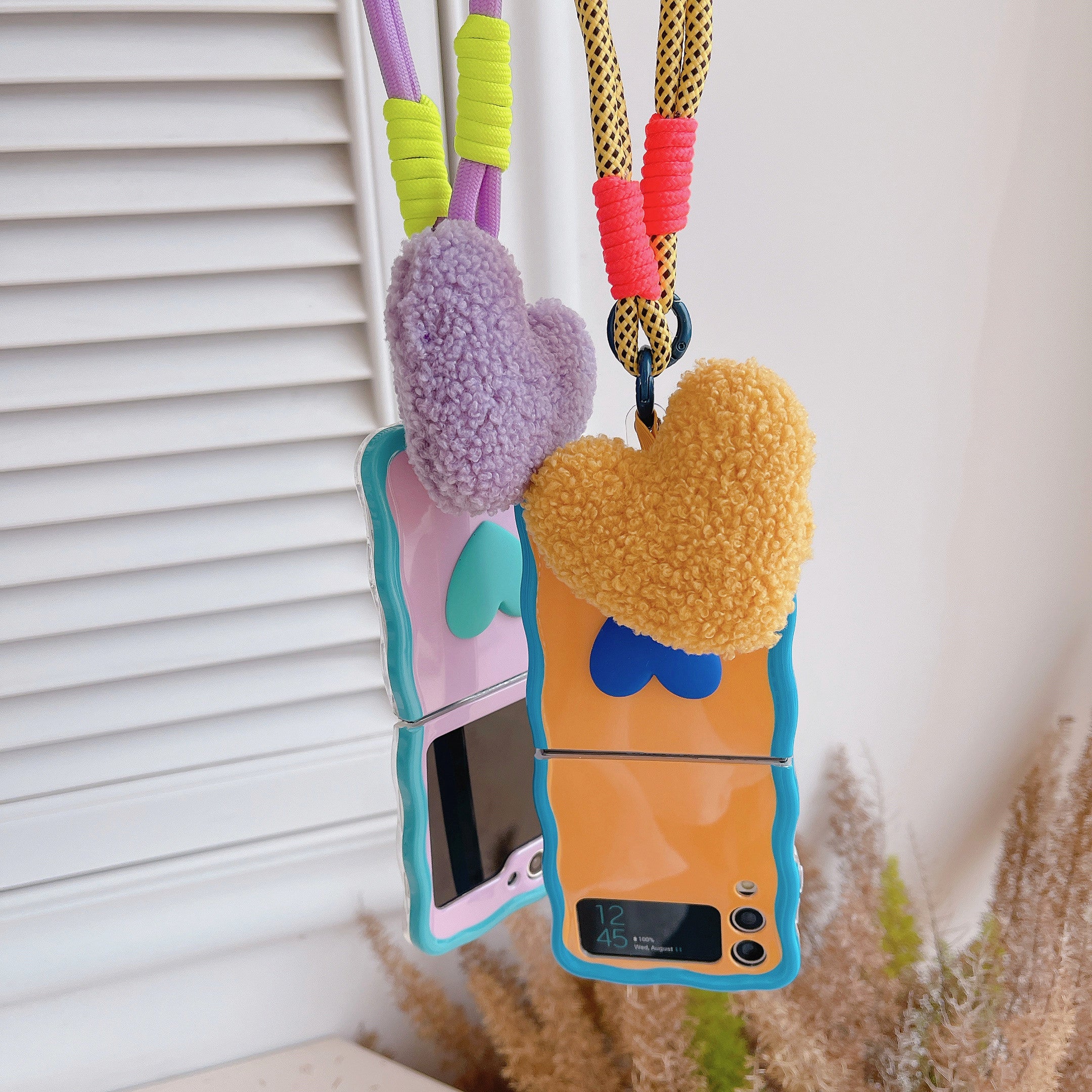 For Samsung Galaxy Z Flip4 5G Case TPU Contrasting Color Phone Cover with Heart Pendant Strap