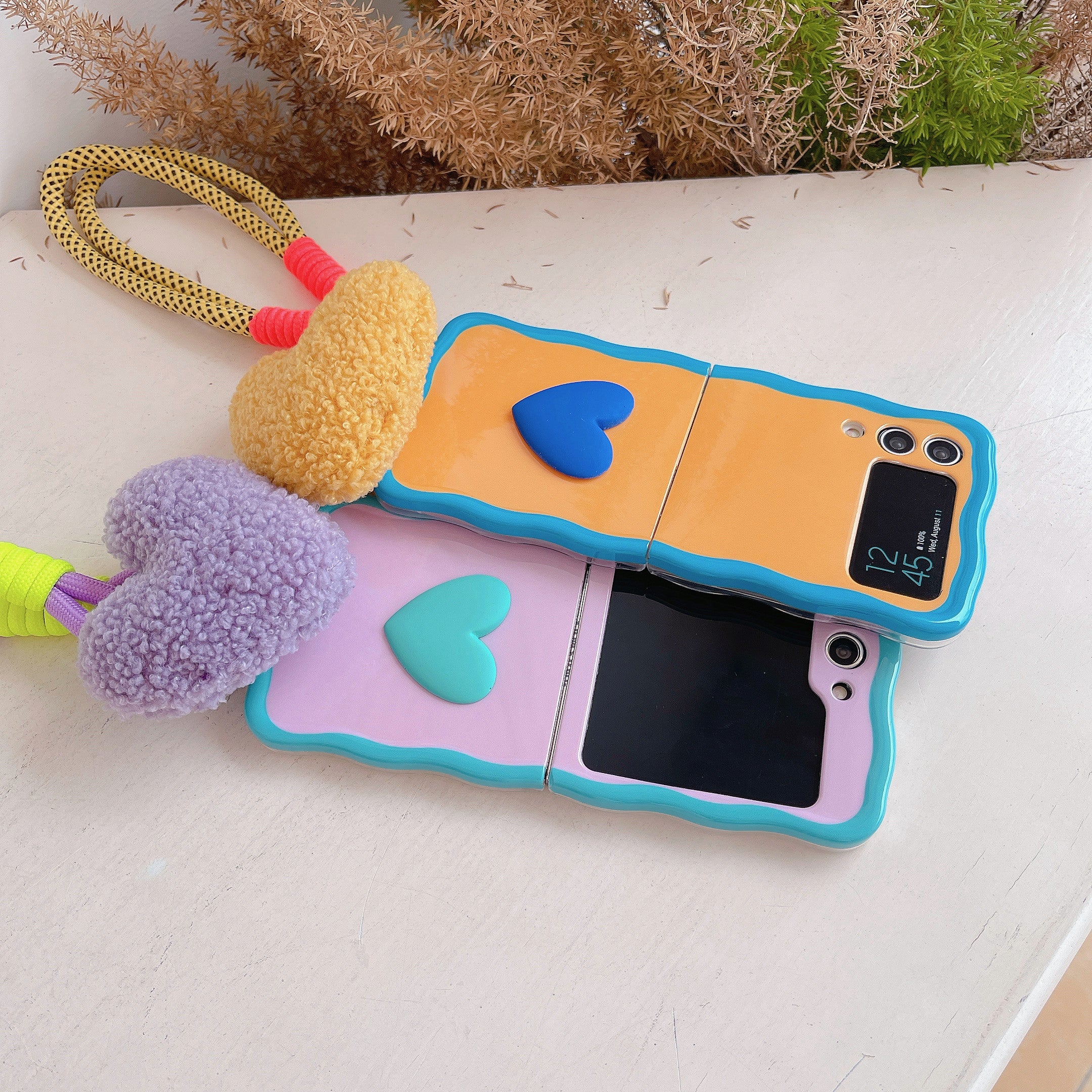For Samsung Galaxy Z Flip4 5G Case TPU Contrasting Color Phone Cover with Heart Pendant Strap