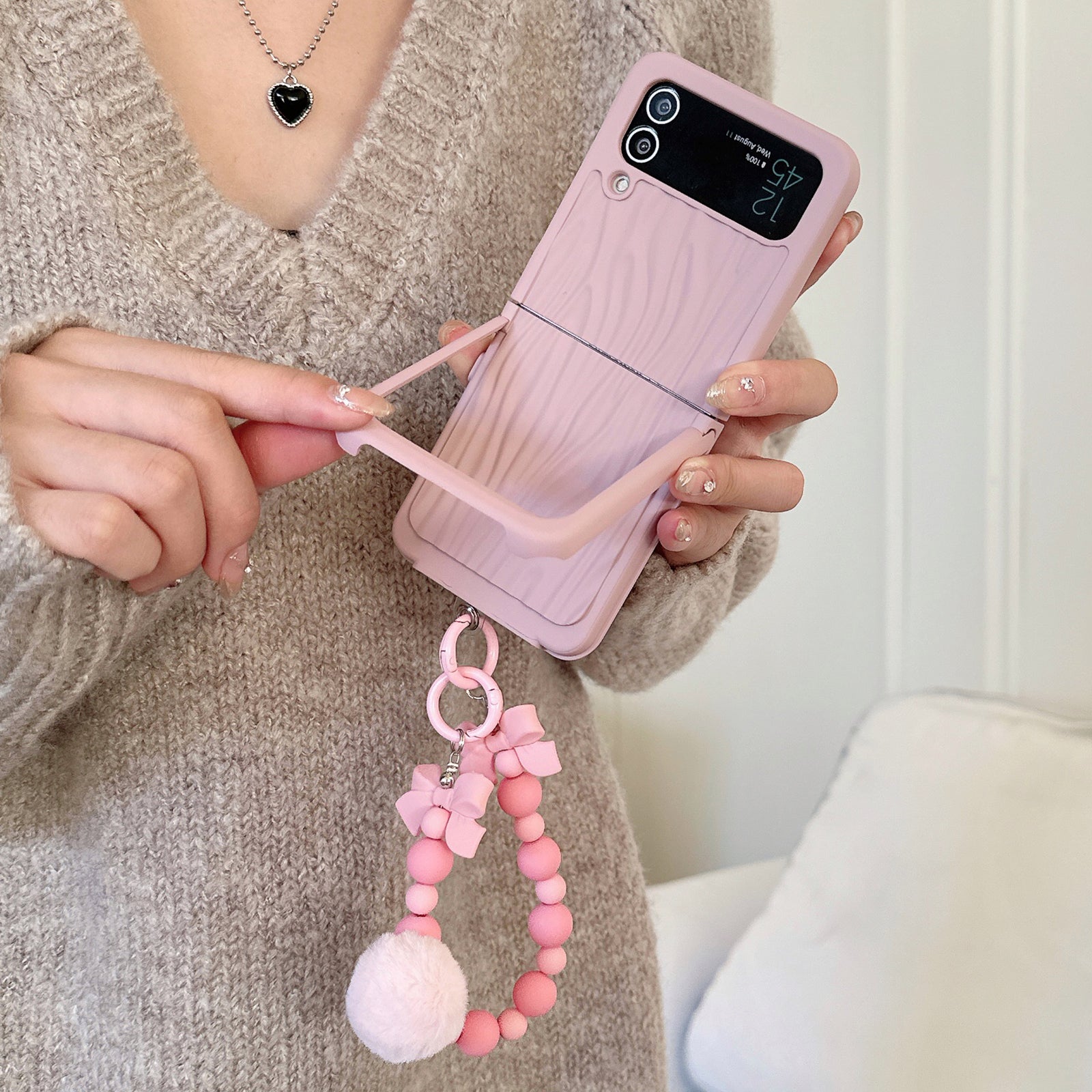 For Samsung Galaxy Z Flip4 5G Case Ripple Texture Kickstand PC Phone Cover with Beads Hand Strap