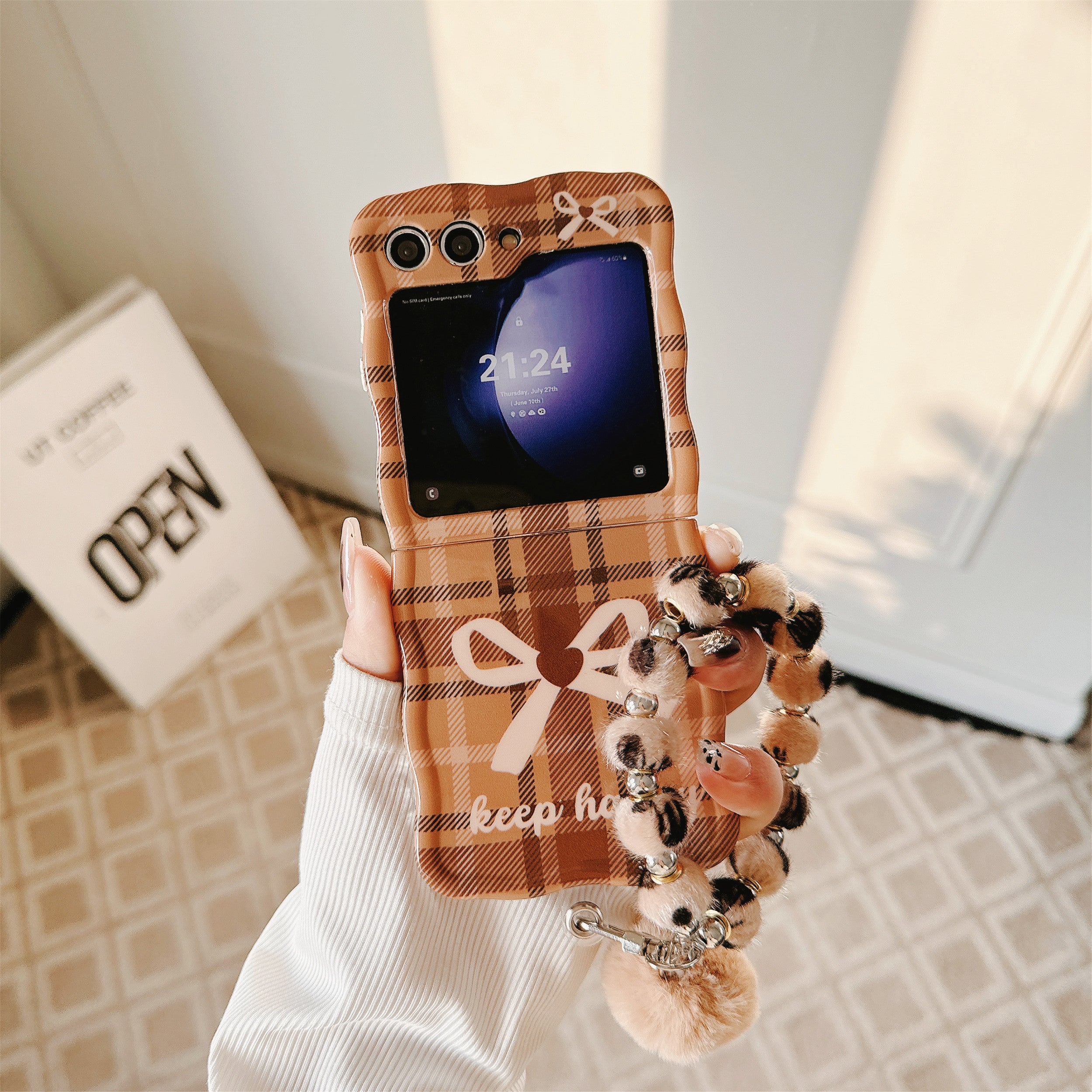 For Samsung Galaxy Z Flip5 5G Case IMD Plaid Bowknot Pattern TPU Cover with Plush Hand Strap
