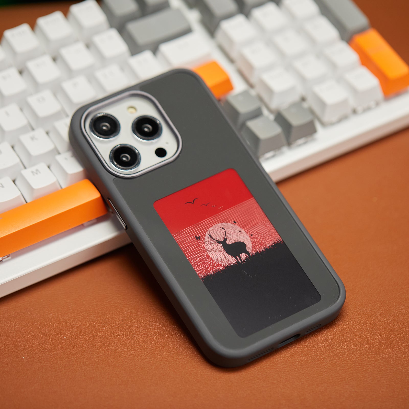 For iPhone 13 Pro NFC-Enabled 3-Color E Ink Case Wallpaper Casting Smartphone Case