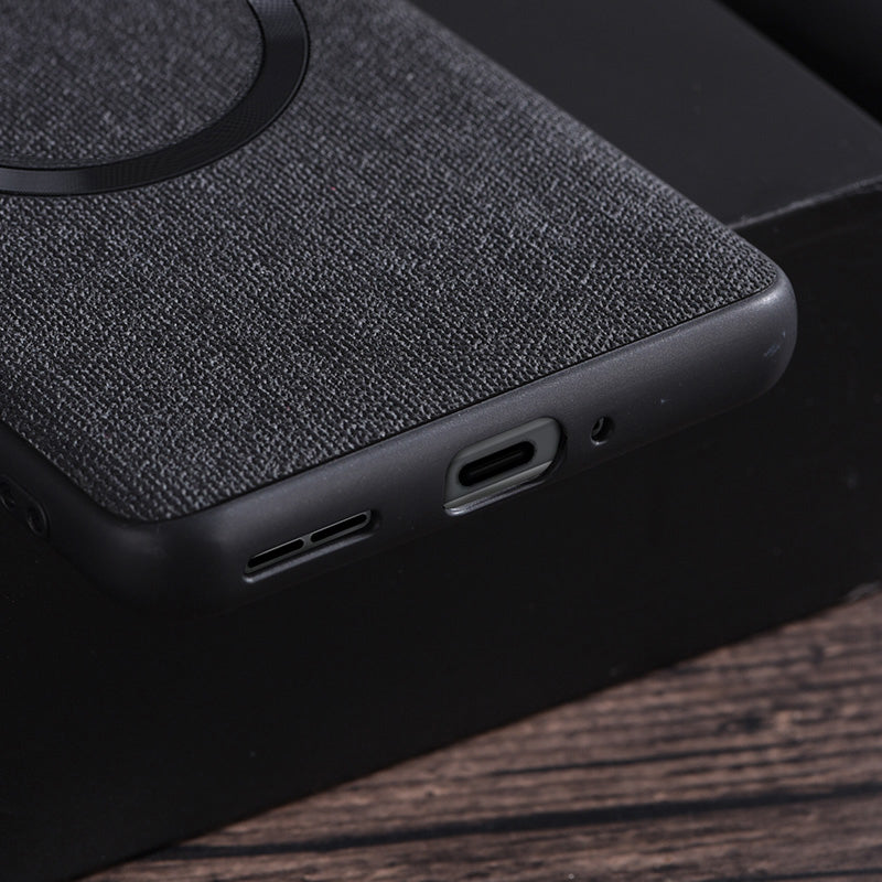 For OnePlus 12 5G Magnetic Case TPU+Cloth Scratch Resistant Phone Cover
