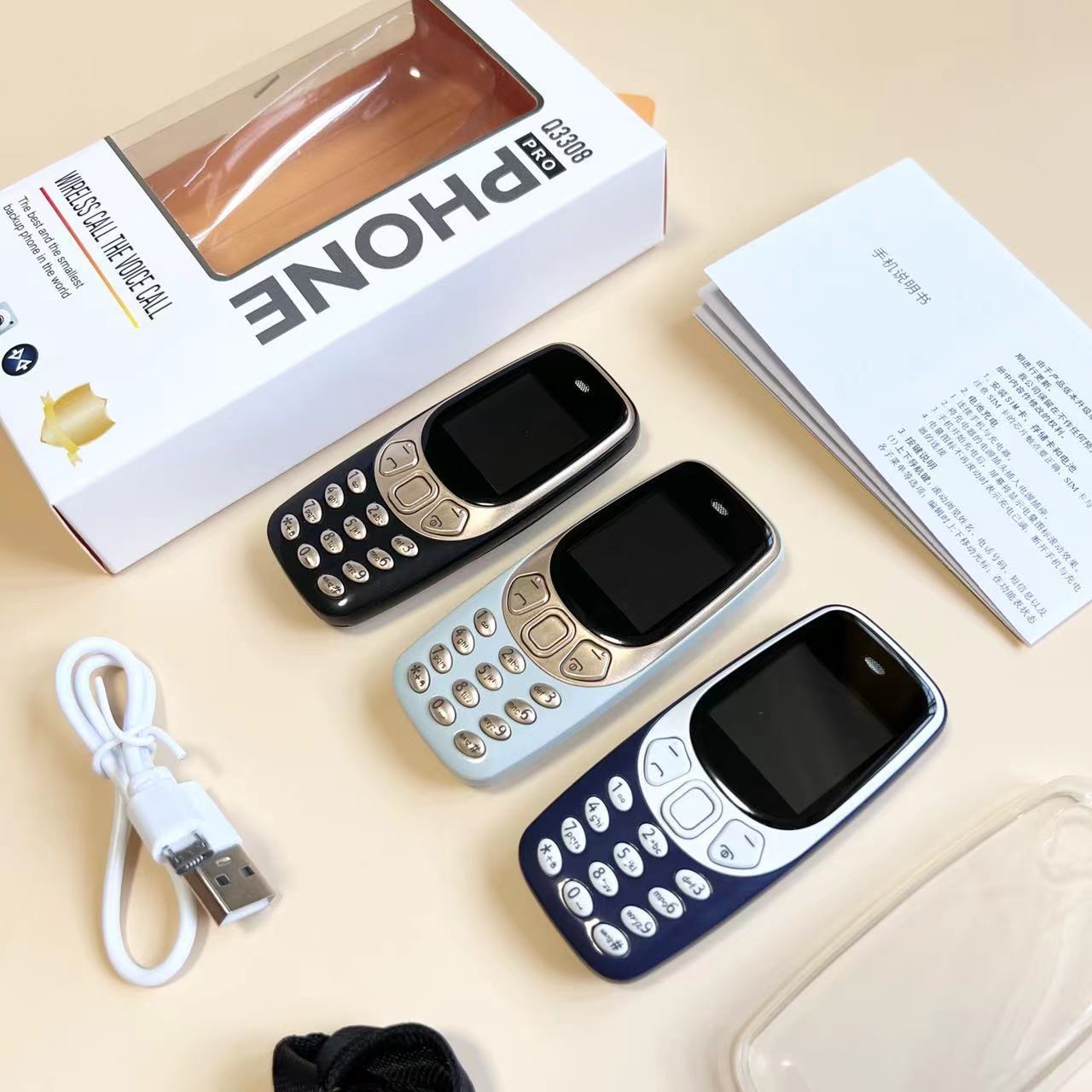Q3308 1.33-Inch Mini Triple SIM Standby 2G Bar Phone