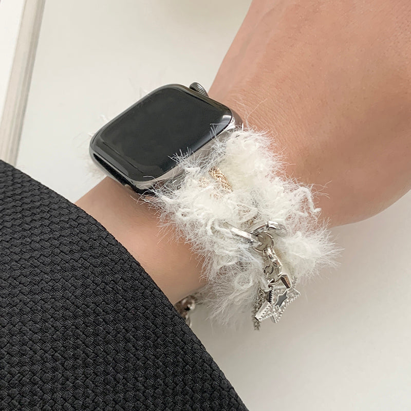 For Apple Watch Ultra 2 Ultra 49mm / Series 9 8 7 45mm / SE (2023) SE (2022) SE 6 5 4 44mm / 3 2 1 42mm Plush Soft Wrist Strap - White / Star