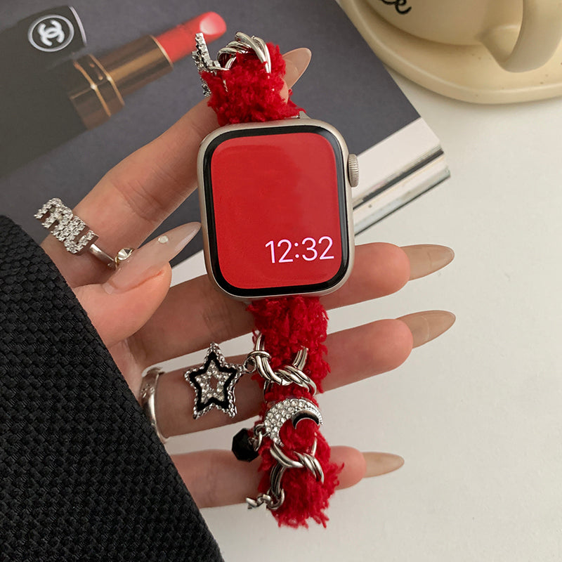 For Apple Watch Ultra 2 Ultra 49mm / Series 9 8 7 45mm / SE (2023) SE (2022) SE 6 5 4 44mm / 3 2 1 42mm Plush Soft Wrist Strap - White / Star