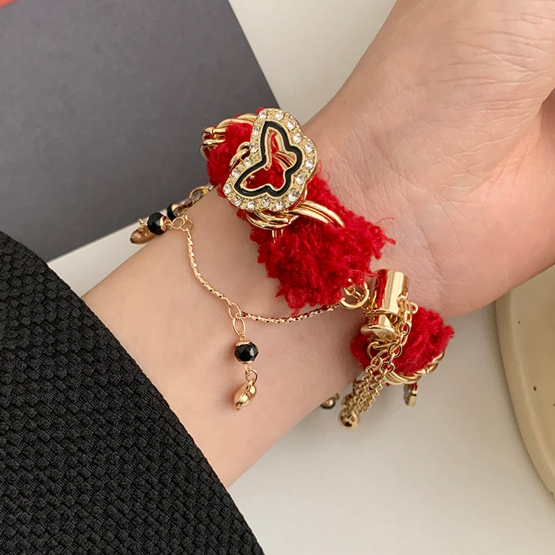 For Apple Watch Series 9 8 7 41mm / SE (2023) SE (2022) SE 6 5 4 40mm / 3 2 1 38mm Plush Watch Band with Pendants - Red / Butterfly