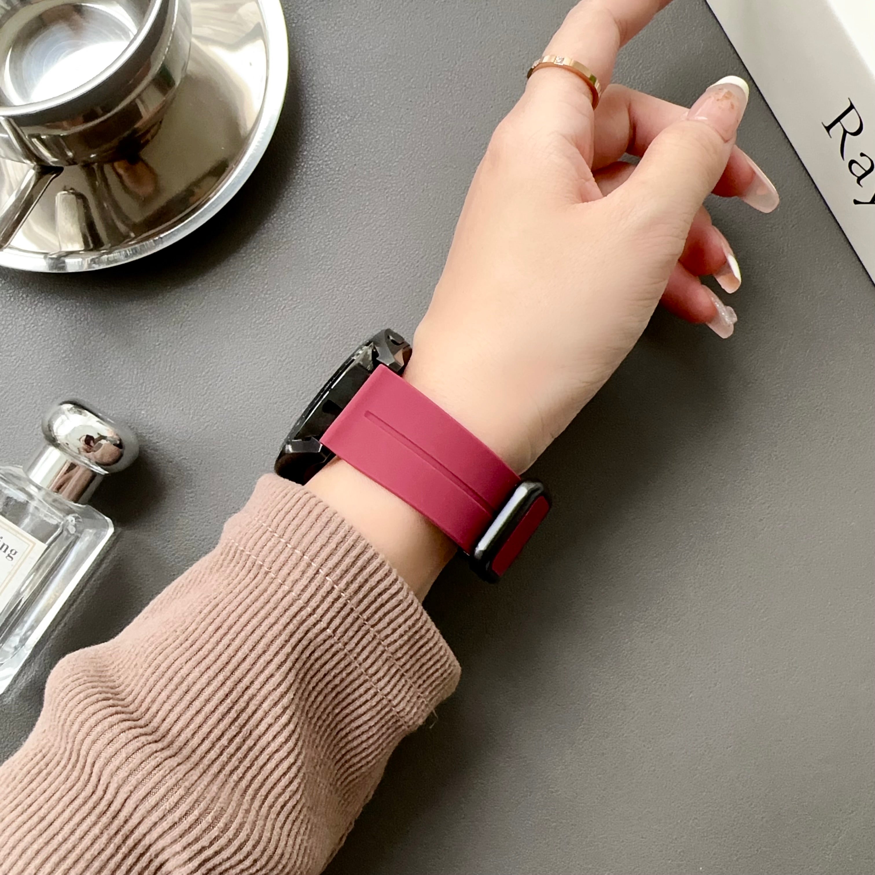 For Samsung Gear S3 Classic / Garmin Vivoactive 4 Silicone Magnetic Strap 22mm Watch Band - Dark Purple