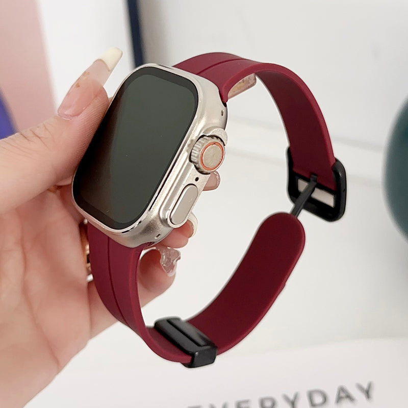 For Apple Watch Series 9 / 8 / 7 41mm / 6 / 5 / 4 / SE / SE (2020) / SE (2023) 40mm / 3 / 2 / 1 38mm Silicone Watch Strap with Square Buckle - Starlight