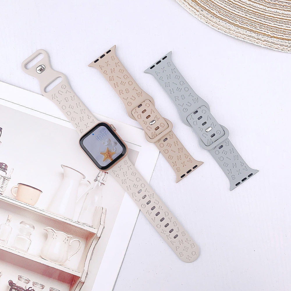 For Apple Watch Ultra 2 Ultra 49mm / 9 8 7 45mm / SE (2023) SE (2022) SE 6 5 4 44mm / 3 2 1 42mm Silicone Watch Strap - Black