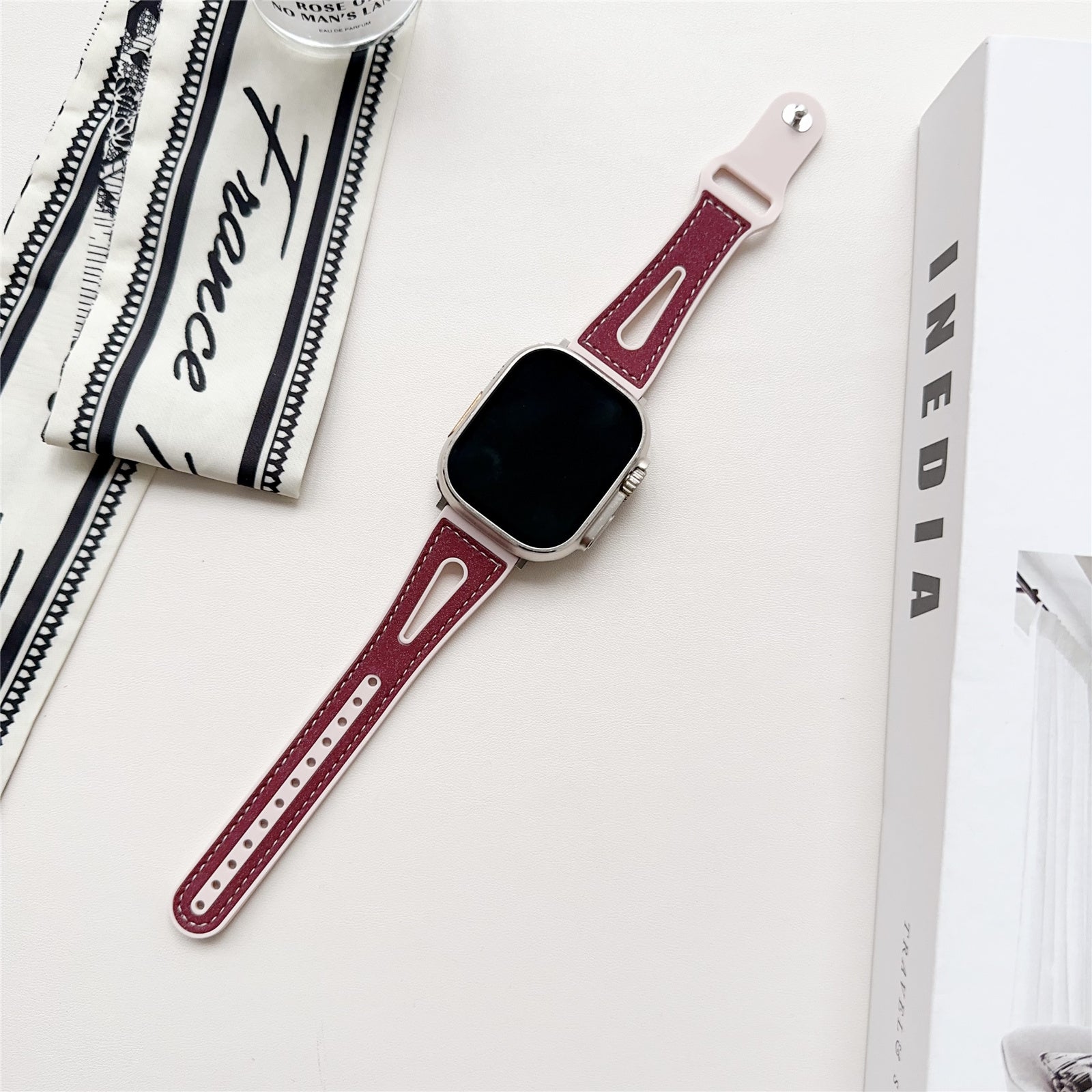 For Apple Watch Ultra 2 Ultra 49mm / 9 8 7 45mm / SE (2023) SE (2022) SE 6 5 4 44mm / 3 2 1 42mm Glitter Watch Strap - Navy Blue
