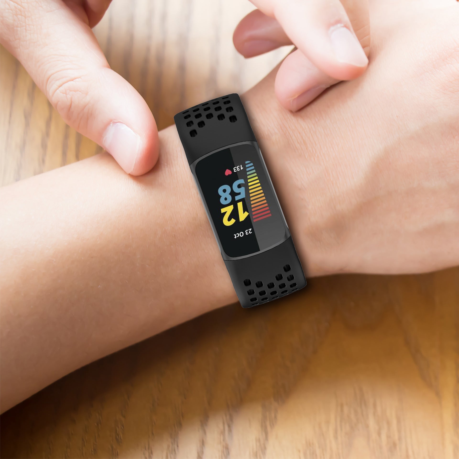 For Fitbit Charge 6 / Charge 5 Replacement Wrist Band Breathable Silicone Smartwatch Strap - Black