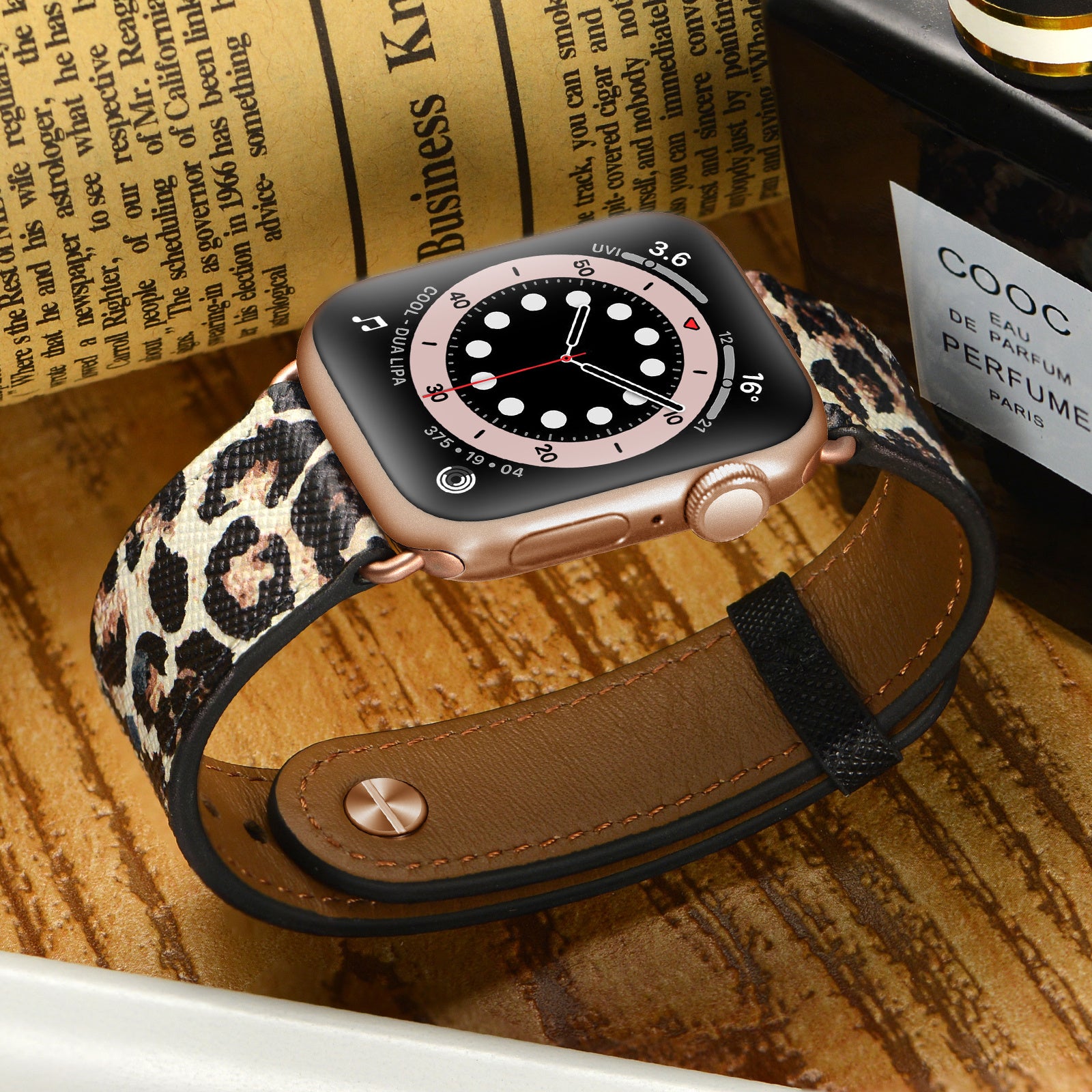 For Apple Watch Ultra 2 Ultra 49mm  /  9 8 7 45mm  /  SE (2023) SE (2022) SE 6 5 4 44mm  /  3 2 1 42mm Watch Band Strap - Leopard
