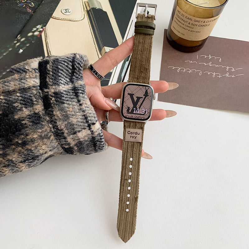 For Apple Watch Ultra 2 Ultra 49mm / Series 9 8 7 45mm / SE (2023) SE (2022) SE 6 5 4 44mm / 3 2 1 42mm Corduroy Watch Band - Watermelon Red