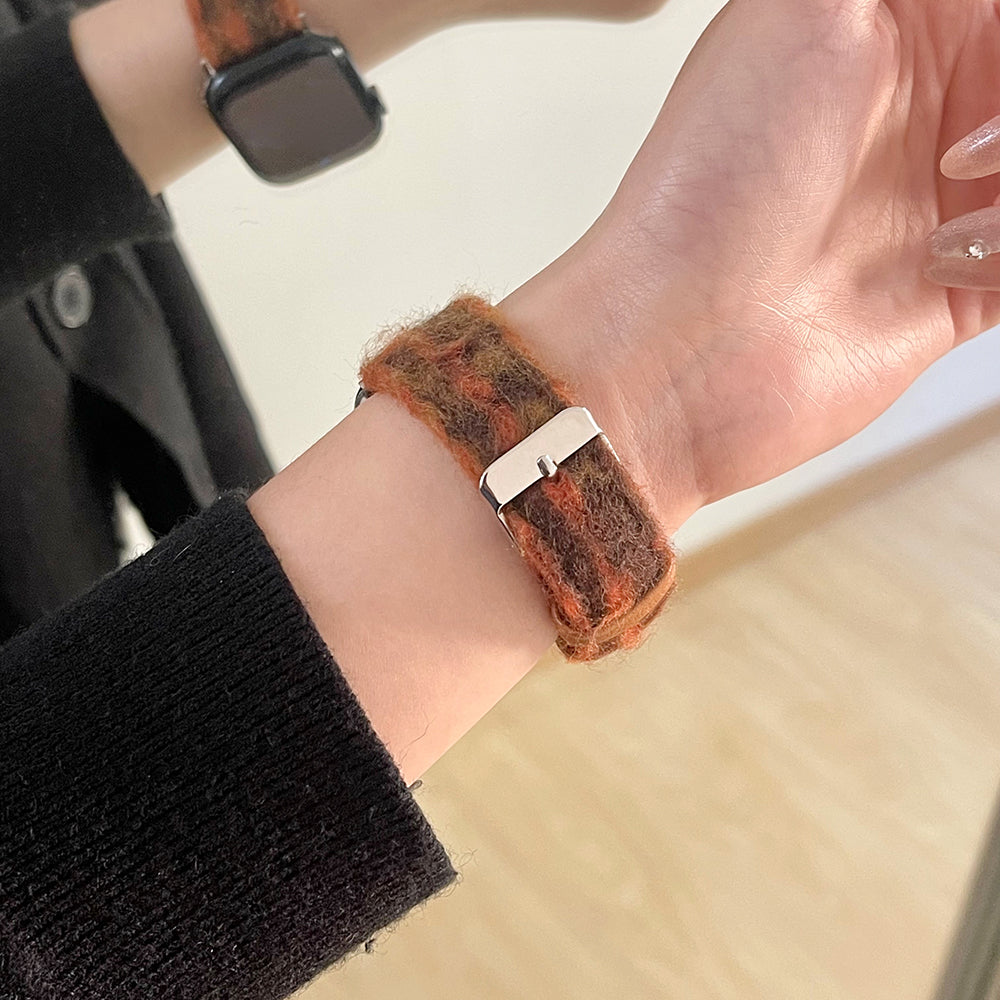 For Apple Watch Ultra 2 Ultra 49mm  /  9 8 7 45mm  /  SE (2023) SE (2022) SE 6 5 4 44mm  /  3 2 1 42mm Strap Replacement - Reddish Brown