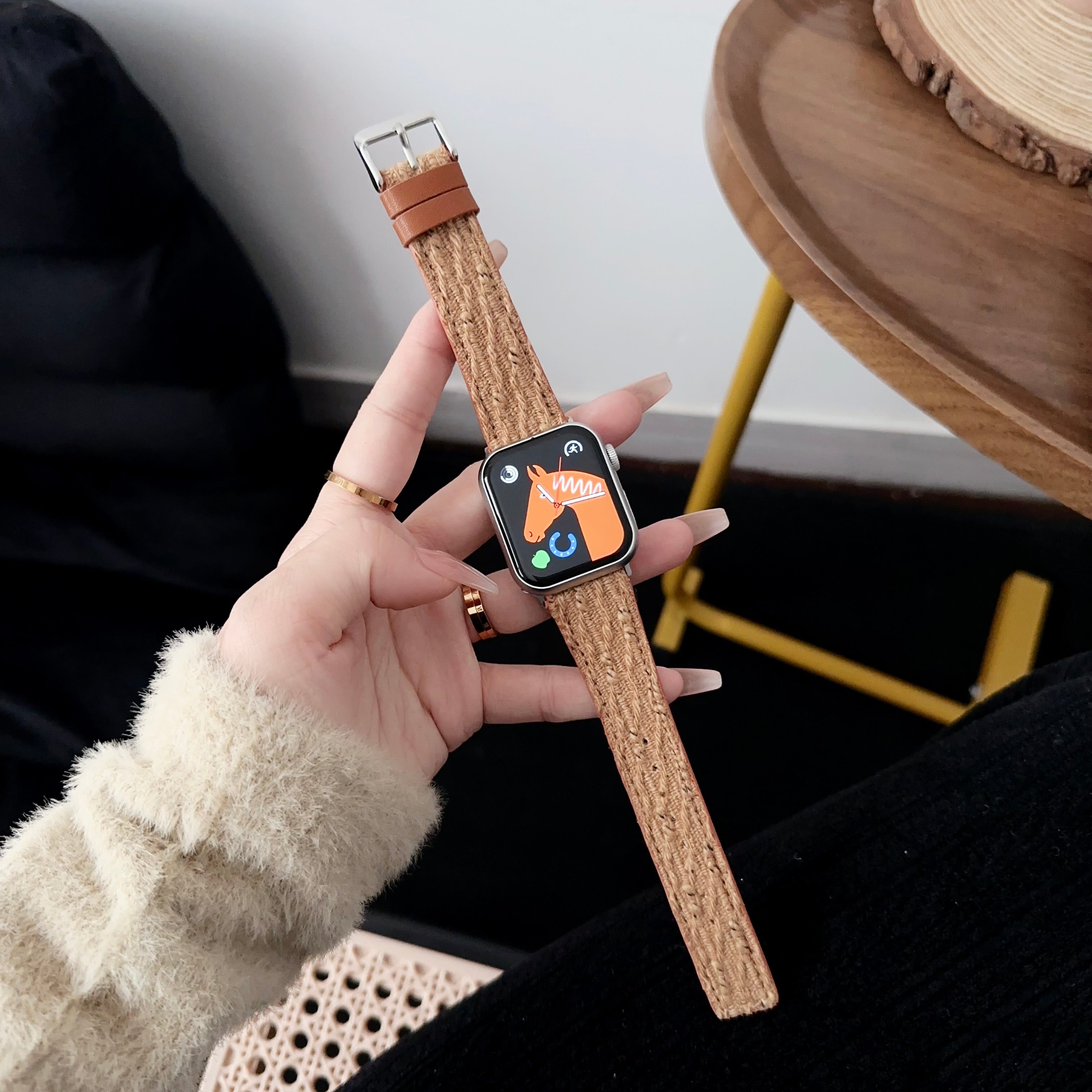 For Apple Watch Ultra 2 Ultra 49mm / Series 9 8 7 45mm / 6 5 4 SE (2023) SE (2022) SE 44mm / 3 2 1 42mm Watchband Woolen Strap Replacement - Brown