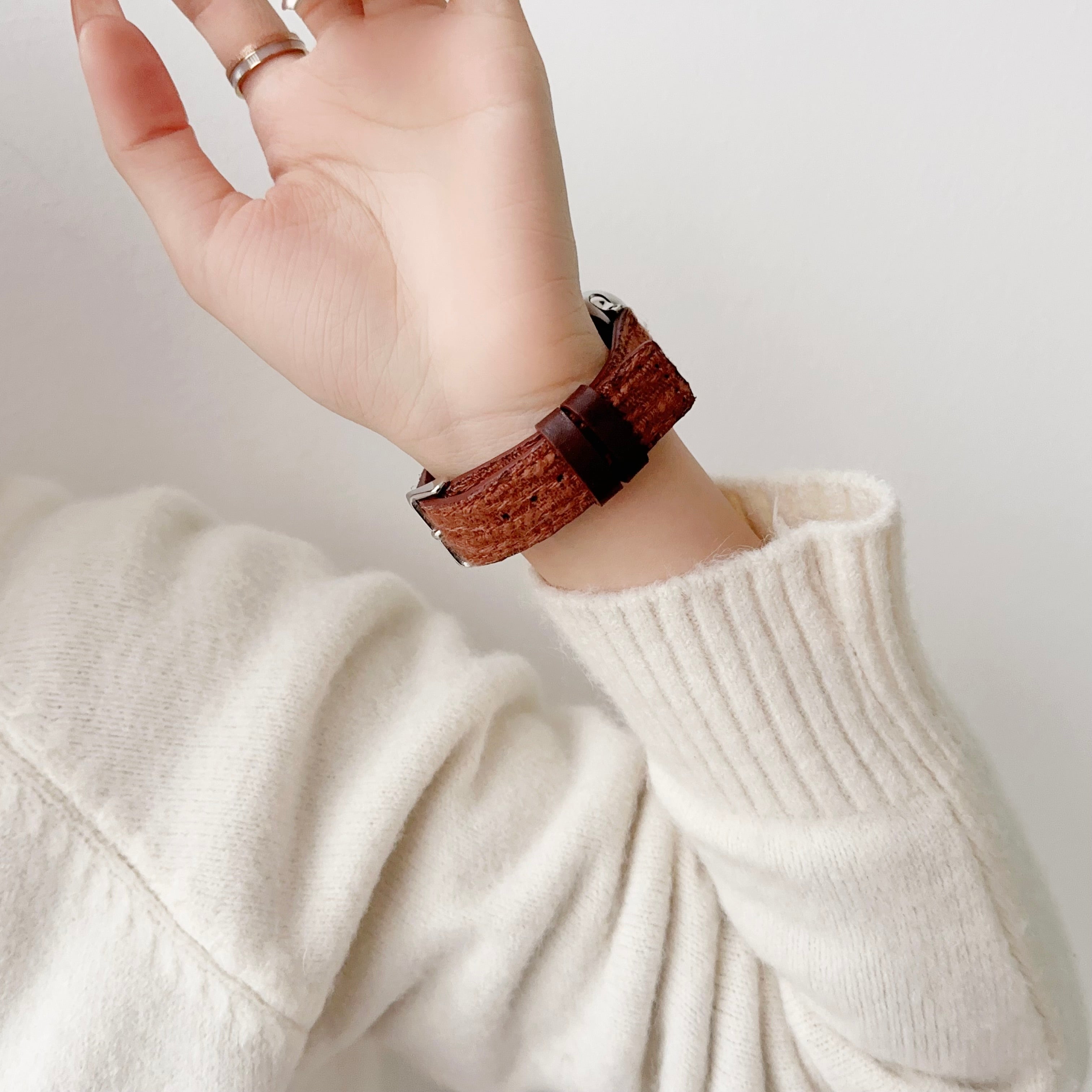 For Apple Watch Ultra 2 Ultra 49mm / Series 9 8 7 45mm / 6 5 4 SE (2023) SE (2022) SE 44mm / 3 2 1 42mm Watchband Woolen Strap Replacement - Brown