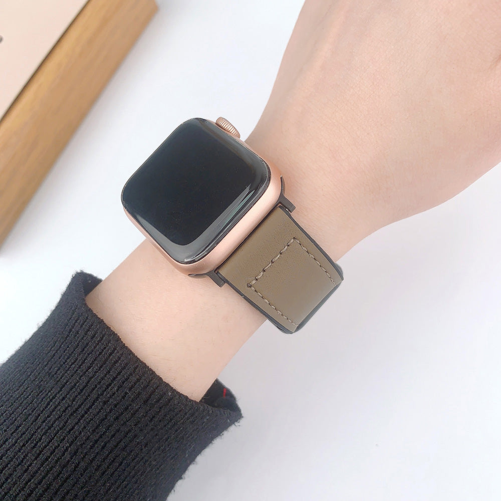 For Apple Watch Ultra 2 Ultra 49mm  /  Series 9 8 7 45mm  /  6 5 4 SE (2022) SE (2023) SE 44mm  /  3 2 1 42mm  PU Leather Coated Silicone Band - Taupe