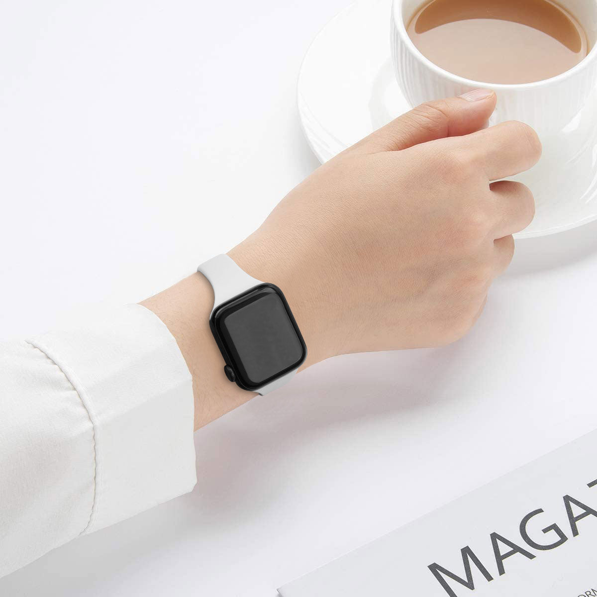 For Apple Watch Series 1 / 2 / 3 38mm / Watch Series4 / 5 / 6 / SE / SE (2022) / SE (2023) Silicone Band Strap, Size: XS - White