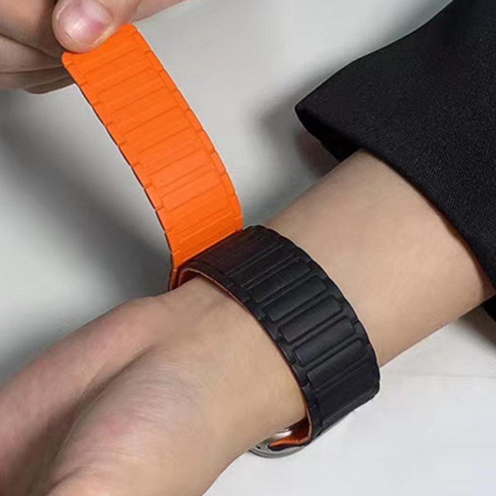 For Apple Watch Ultra 2 Ultra 49mm  /  9 8 7 45mm  /  SE (2023) SE (2022) SE 6 5 4 44mm  /  3 2 1 42mm 3 Beads Watch Strap - Black+Orange