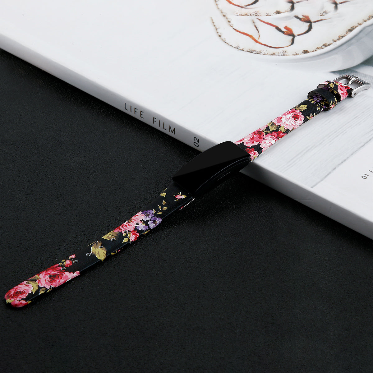 For Fitbit Inspire / Inspire HR Watch Band Matte Imprinted Pattern Replacement Wrist Strap - S / Black+Pink Flower