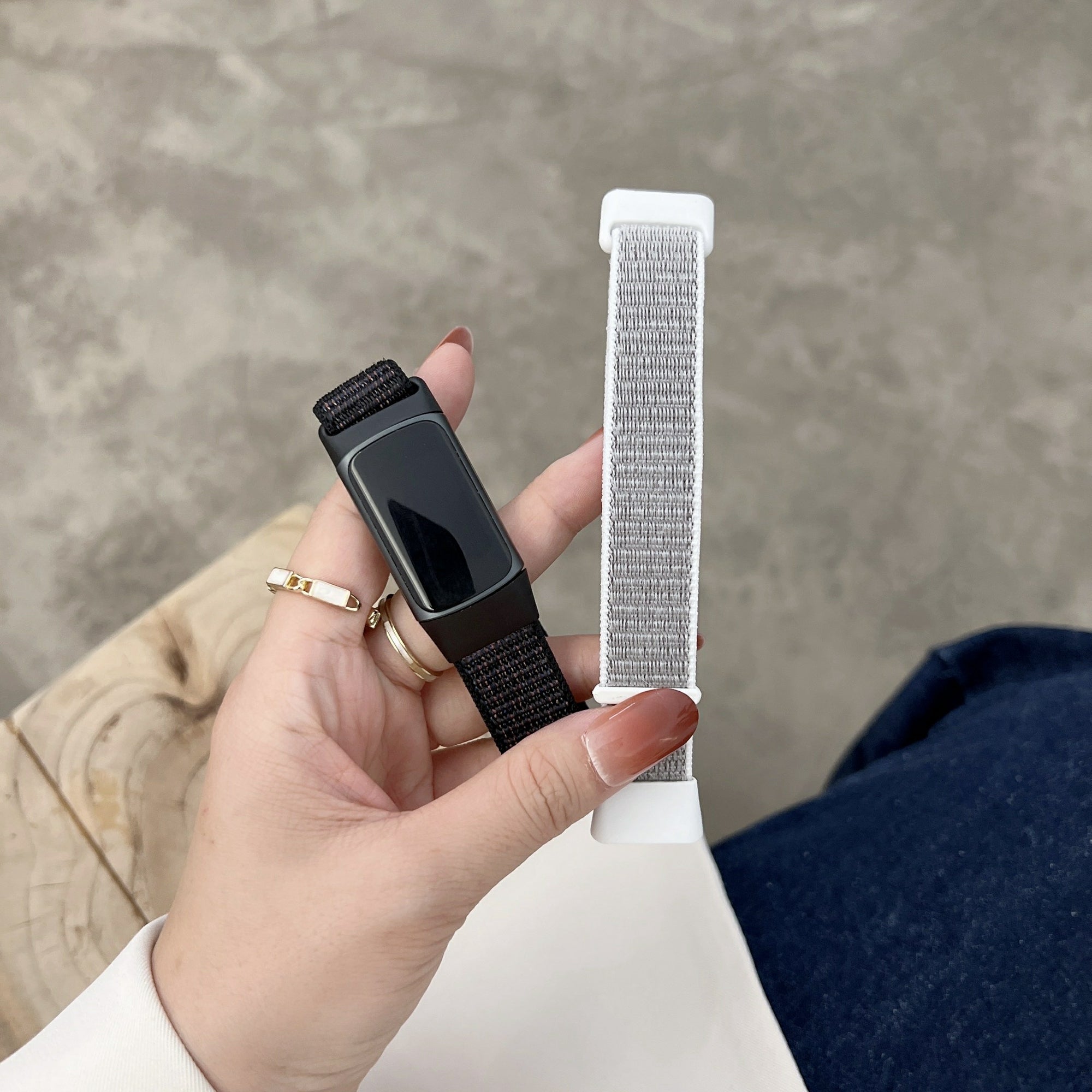 For Fitbit Charge 5 / 6 Nylon Strap Quick Release Sport Watch Band - Red / Black