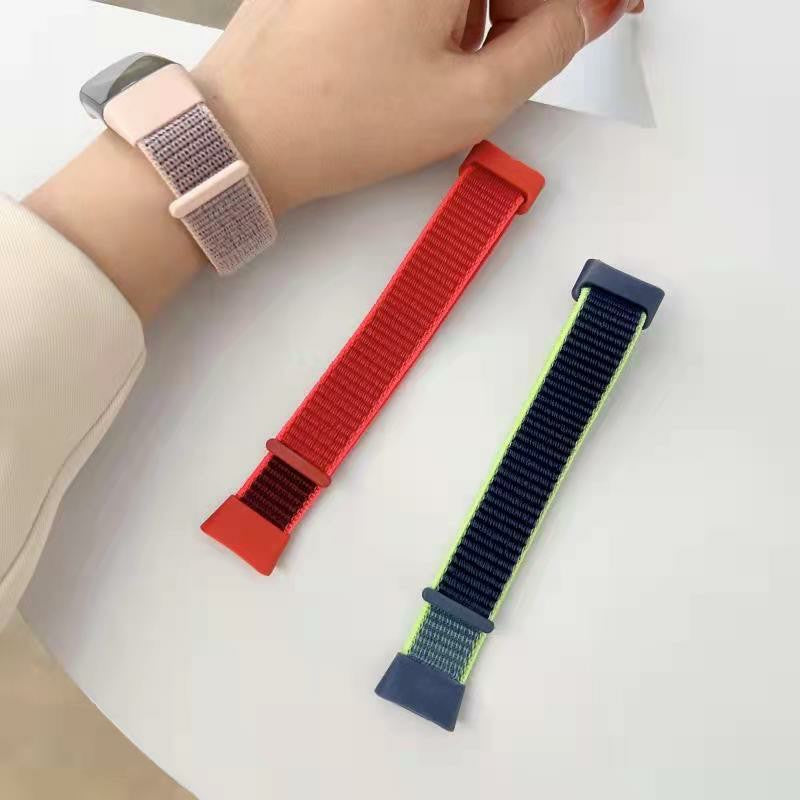 For Fitbit Charge 5 / 6 Nylon Strap Quick Release Sport Watch Band - Red / Black