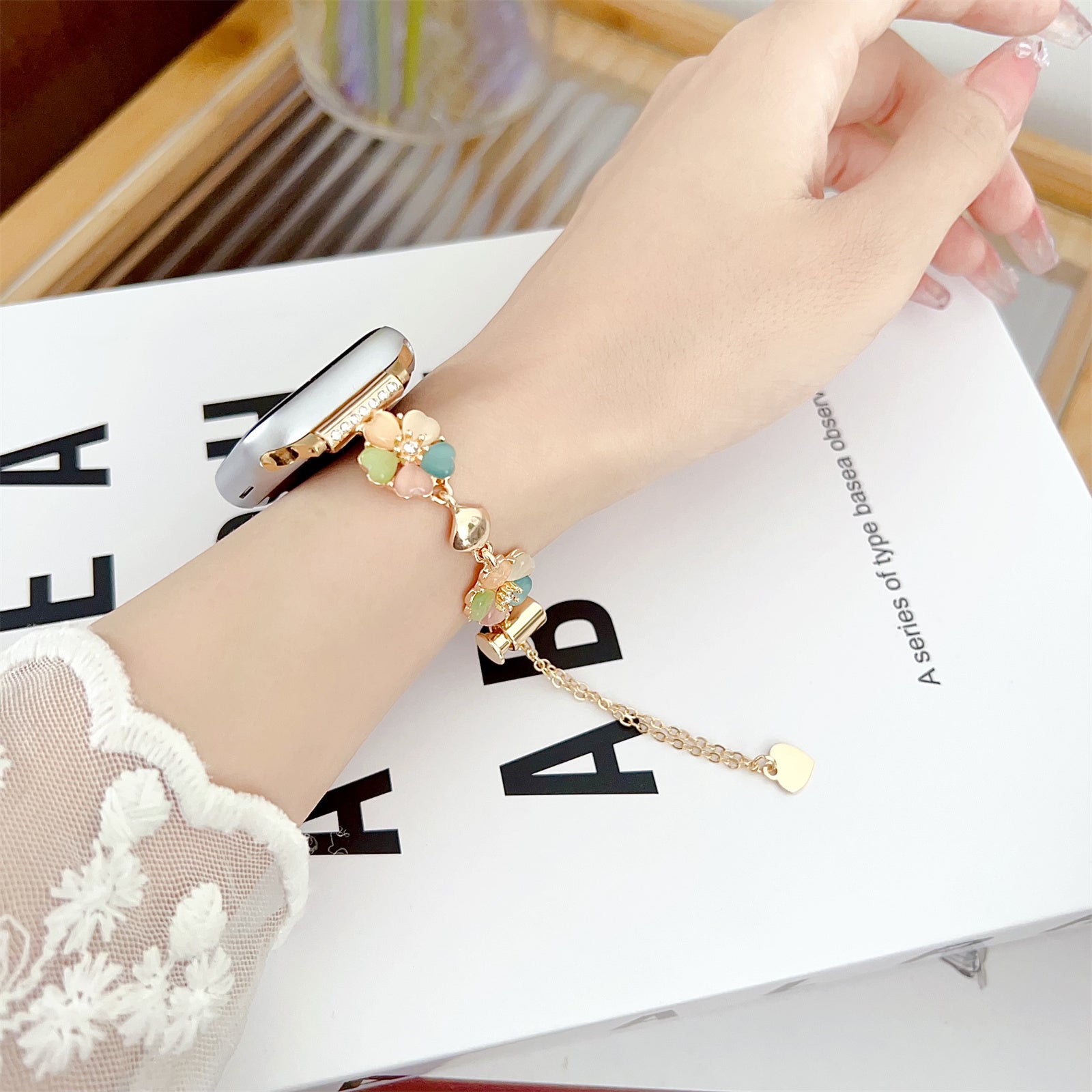 For Apple Watch Ultra 2 Ultra 49mm /  9 8 7 45mm /  6 5 4 SE (2023) SE (2022) SE 44mm /  3 2 1 42mm Watch Band Chain Style Strap - Colorful+Gold