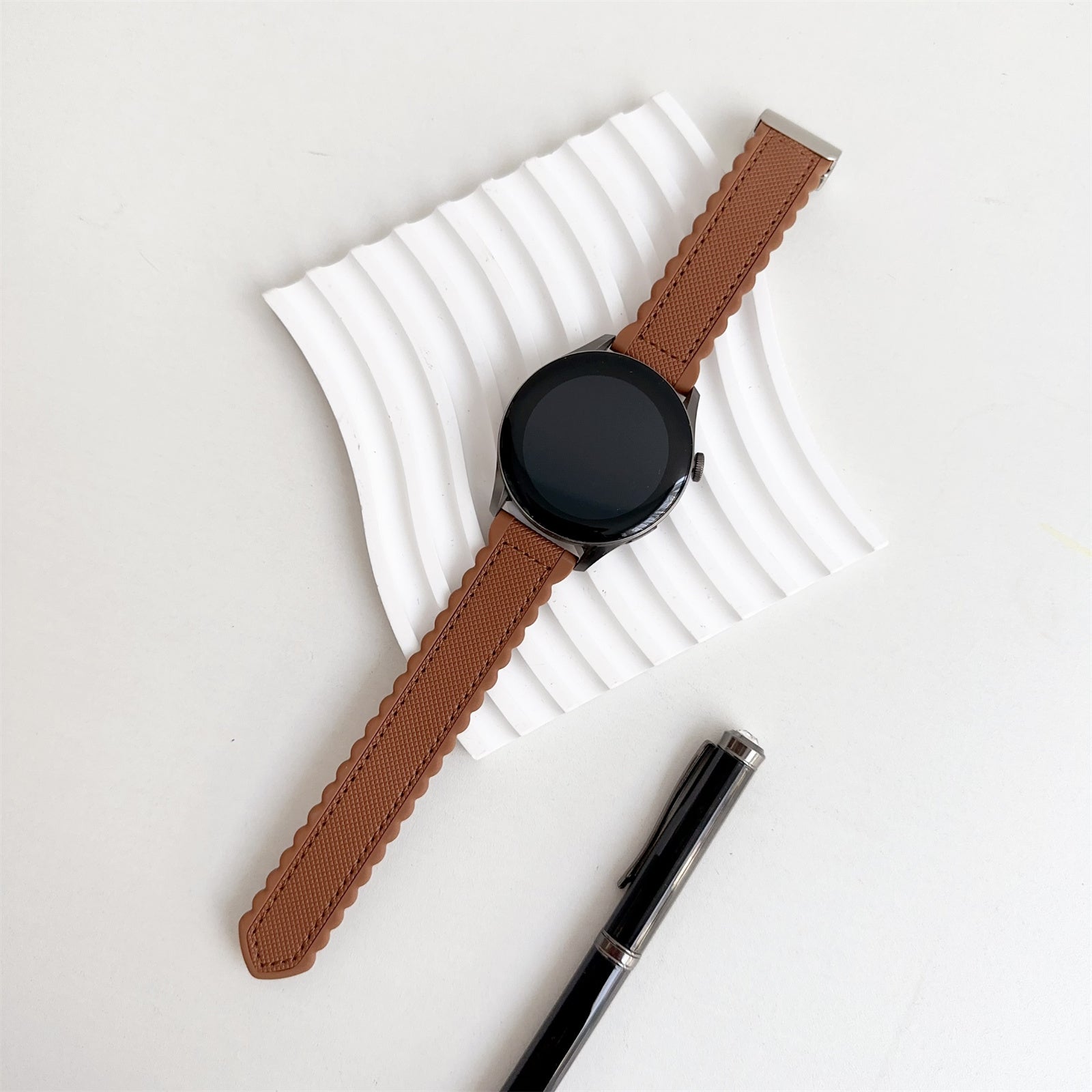 For Samsung Galaxy Watch6 Classic 47mm / 43mm Watch Strap 20mm Leather+Silicone Magnetic Watch Band - Black