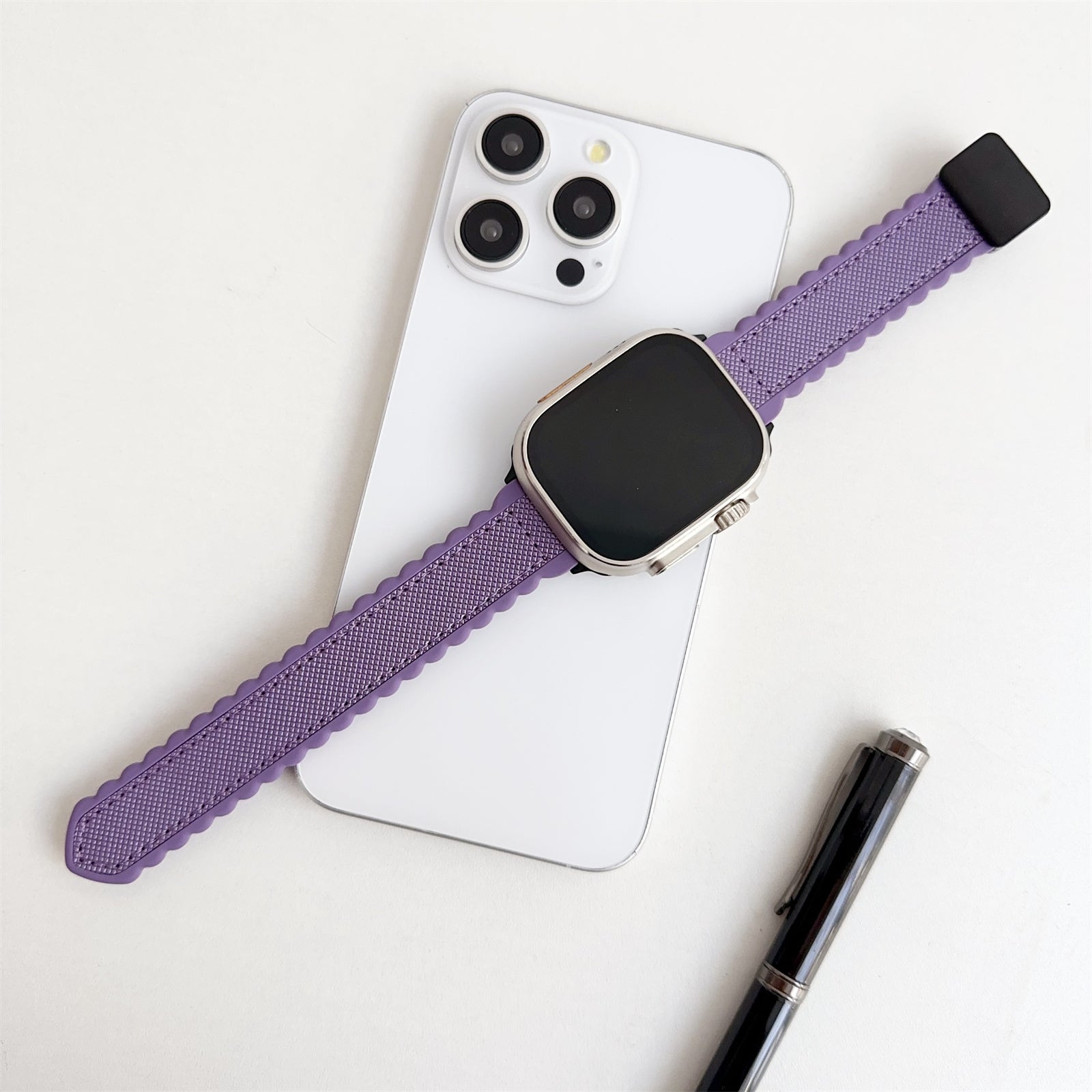For Apple Watch Series 9 8 7 41mm / 6 5 4 SE (2022) SE (2023) SE 40mm / 3 2 1 38mm Magnetic Watchband Leather+Silicone Strap - Green