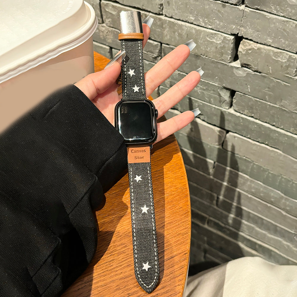For Apple Watch Ultra 2 Ultra 49mm  /  Series 9 8 7 45mm  /  SE (2023) SE (2022) SE 6 5 4 44mm  /  3 2 1 42mm Watch Strap Denim Band - Black+Silver Buckle