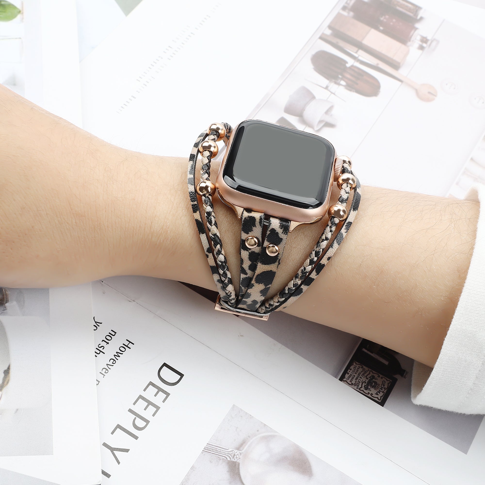 For Apple Watch Series Ultra 2 Ultra 49mm  /  9 8 7 45mm  /  6 5 4 SE SE(2022) SE(2023) 44mm  /  3 2 1 42mm Watch Strap - Leopard Rose Gold Bead