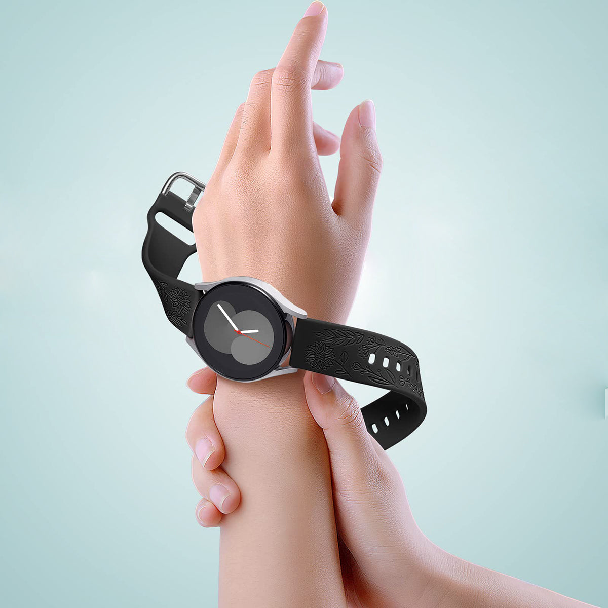 For Garmin Vivomove 3 / Forerunner 645 / Samsung Gear S2 Classic Universal 20mm Carving Flower Silicone Watch Strap - Black
