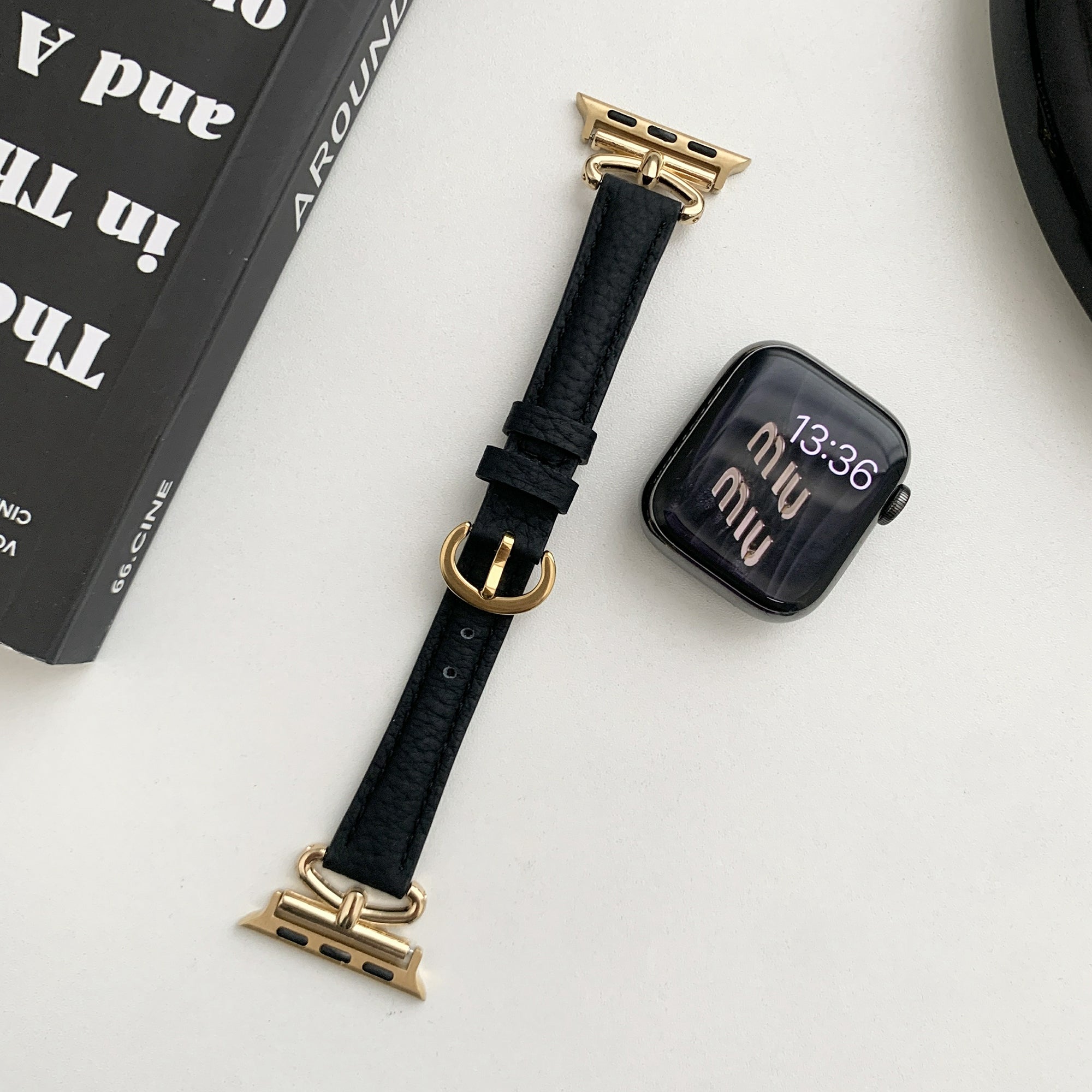 For Apple Watch Ultra 2 Ultra 49mm / 9 8 7 45mm / 6 5 4 SE (2023) SE (2022) SE 44mm / 3 2 1 42mm Slim Genuine Cow Leather Watch Band - Coffee / Black Buckle