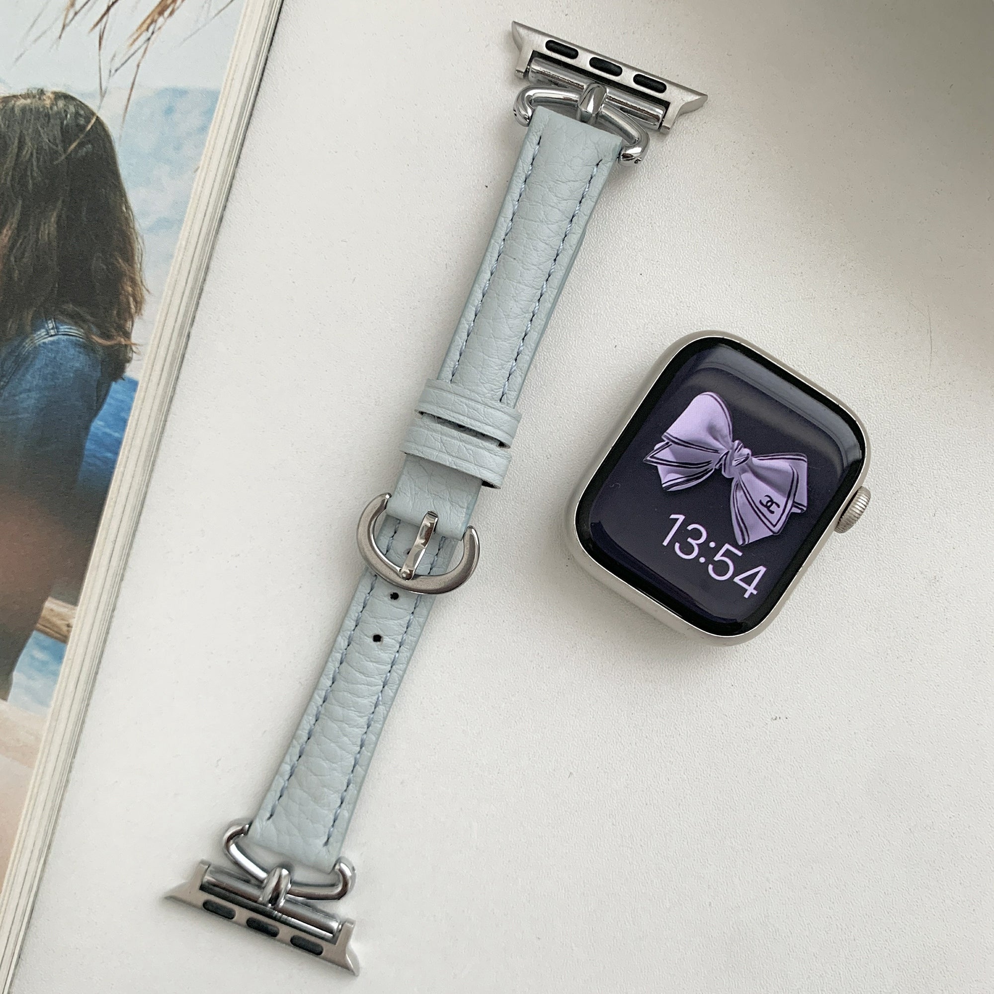 For Apple Watch Ultra 2 Ultra 49mm / 9 8 7 45mm / 6 5 4 SE (2023) SE (2022) SE 44mm / 3 2 1 42mm Slim Genuine Cow Leather Watch Band - Coffee / Black Buckle